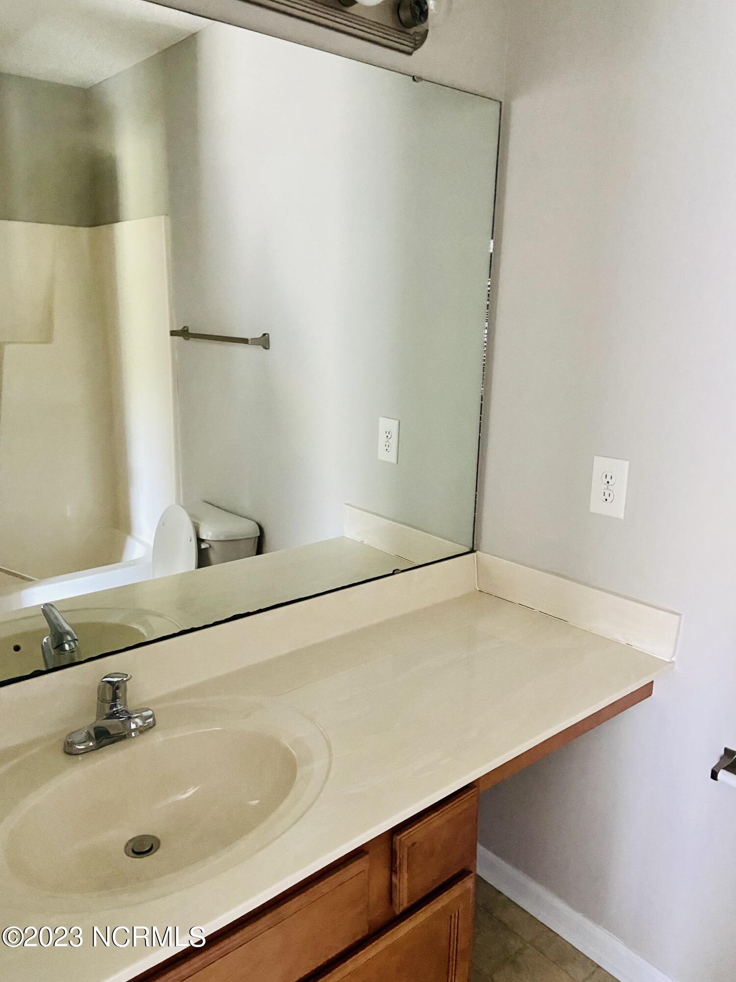 6009 Grandeur Avenue Property Photo 11