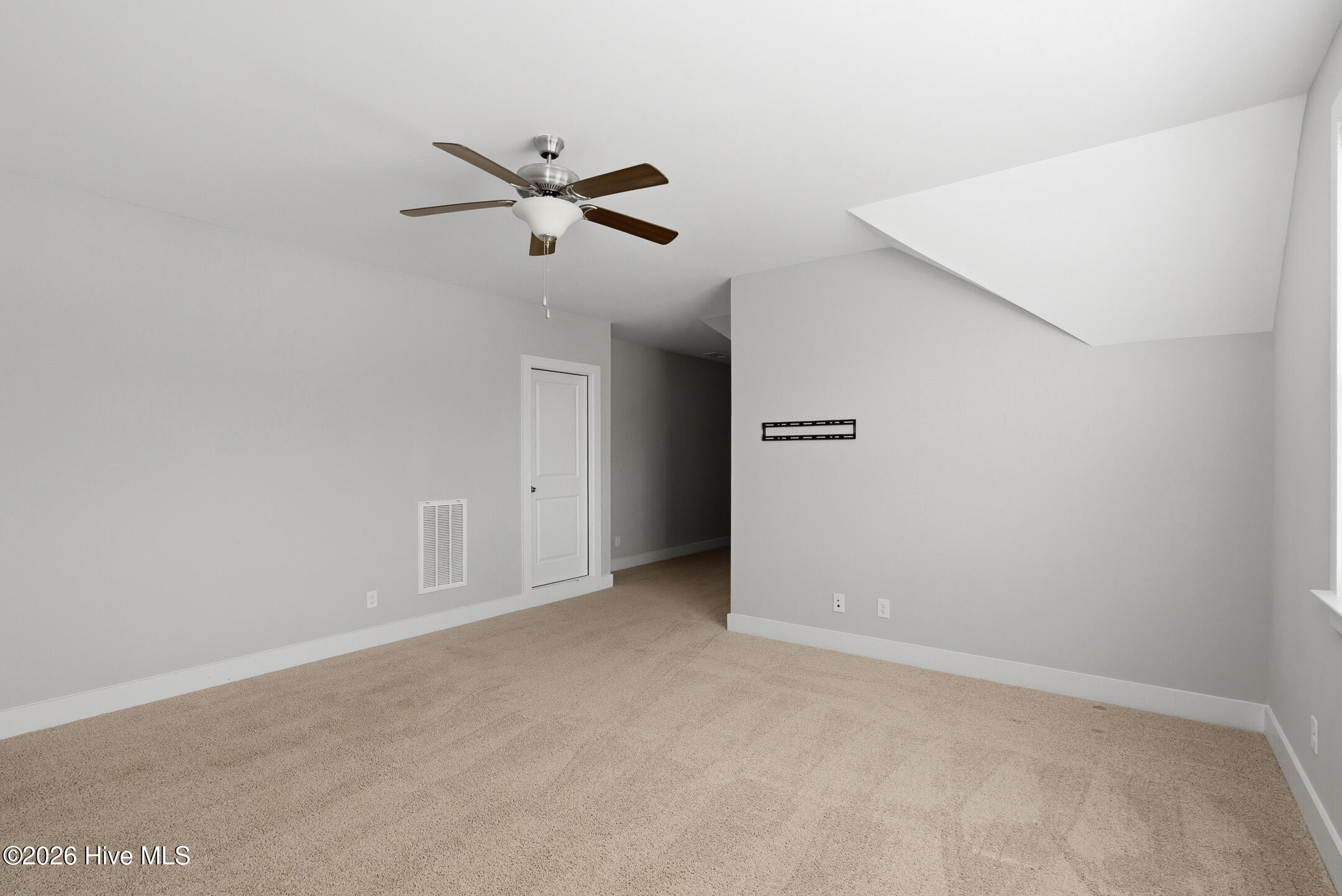 644 Broadsword Way Property Photo 56