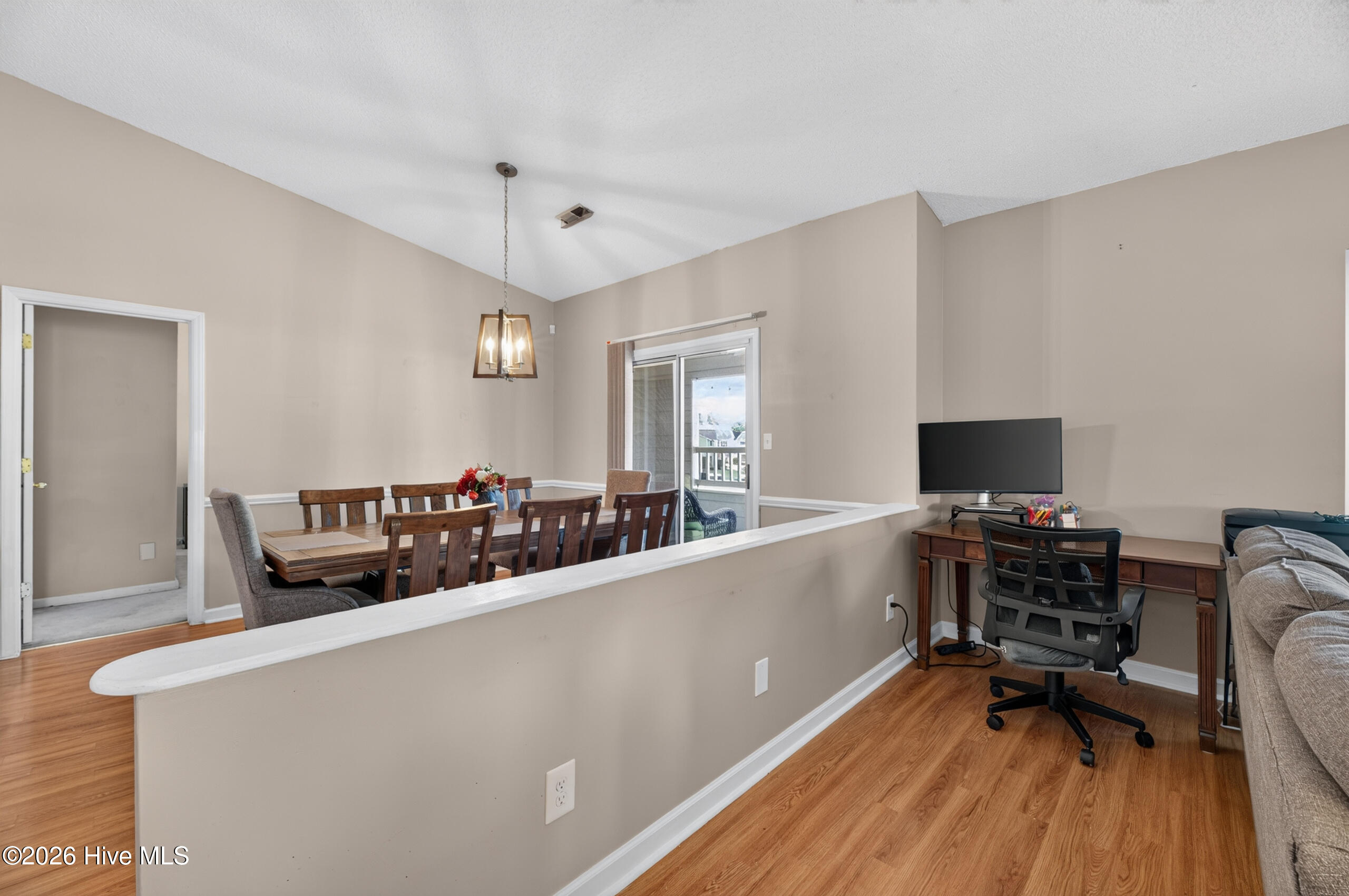 101 Breezewood Drive H Property Photo 22