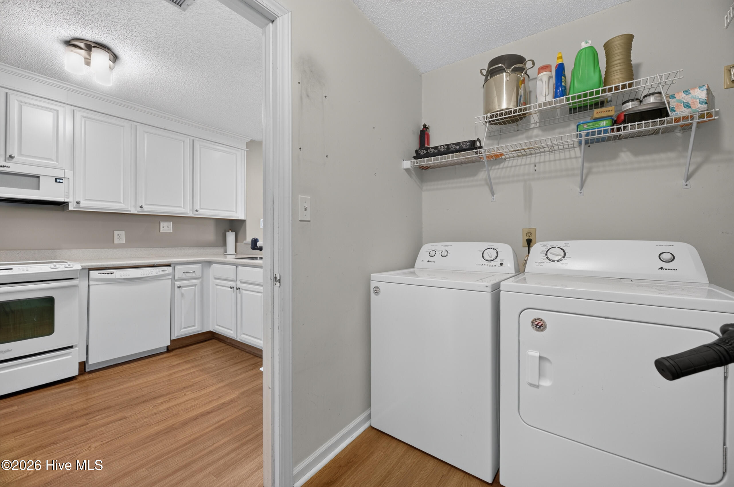 101 Breezewood Drive H Property Photo 40