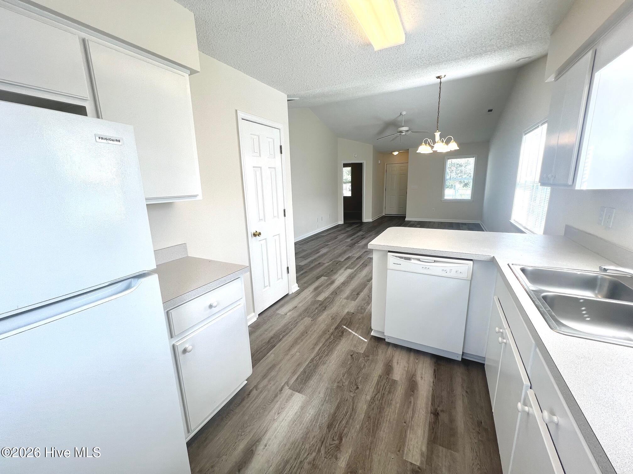 105 White Ash Lane Property Photo 6