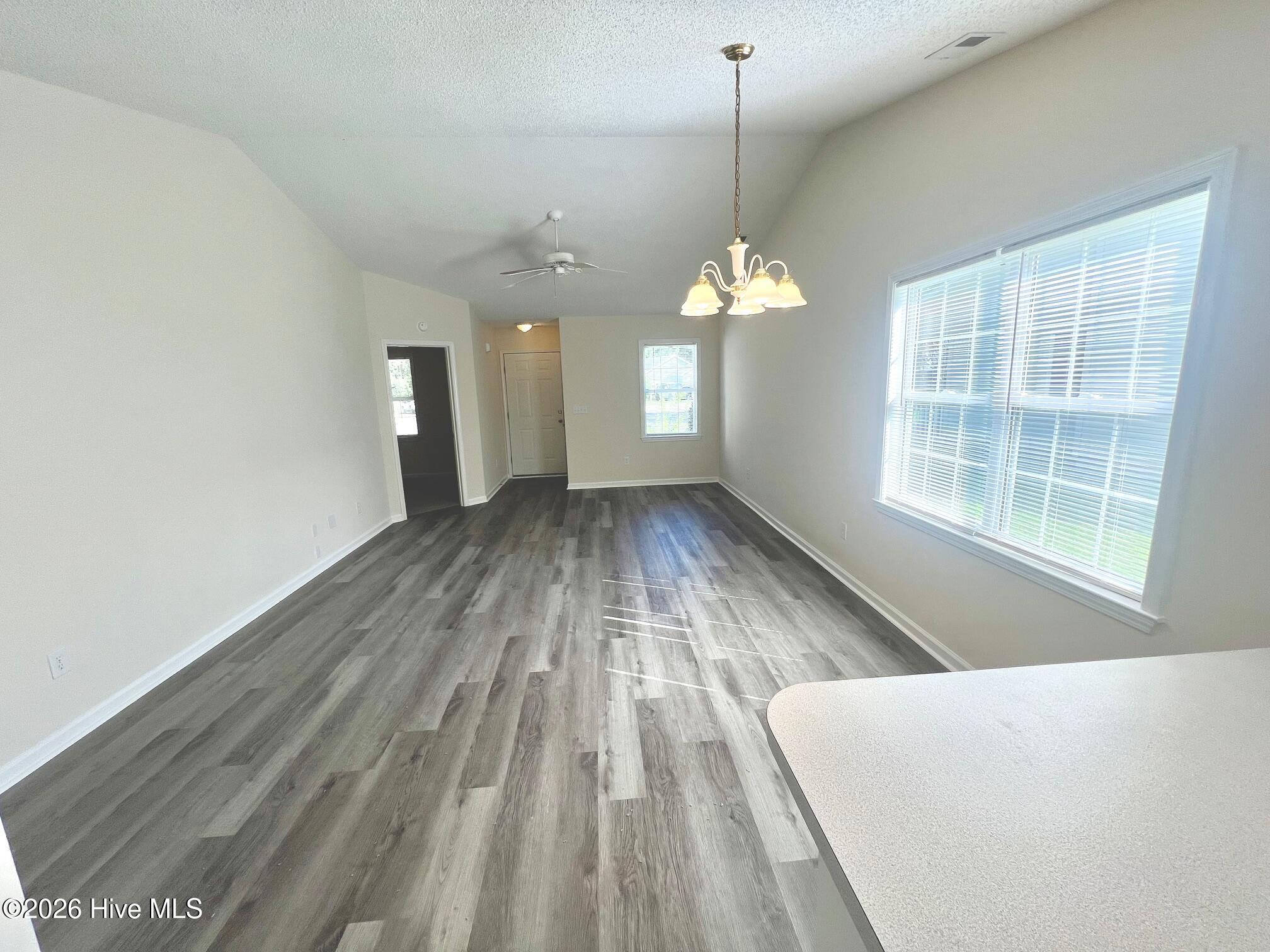 105 White Ash Lane Property Photo 7