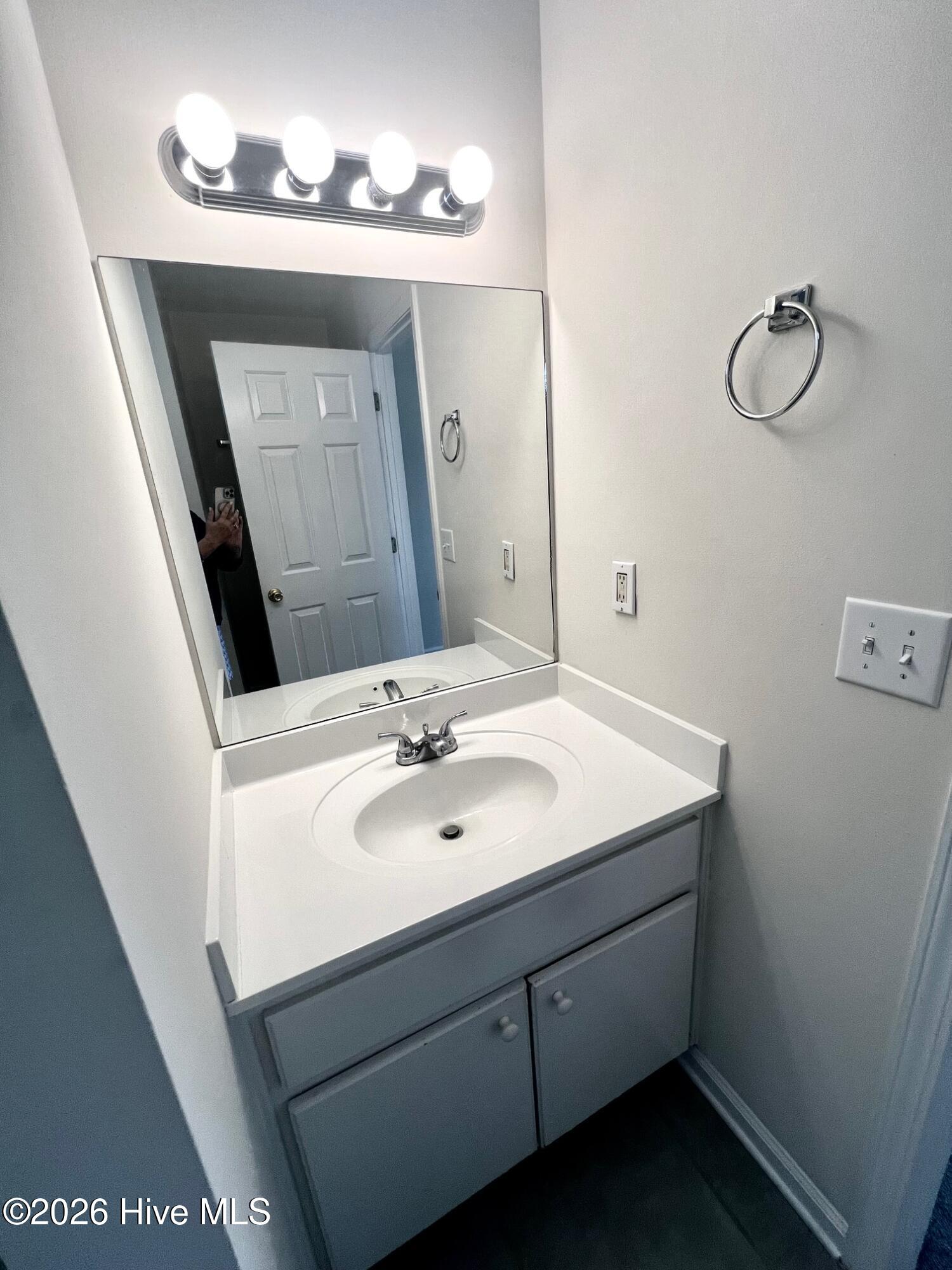 105 White Ash Lane Property Photo 11