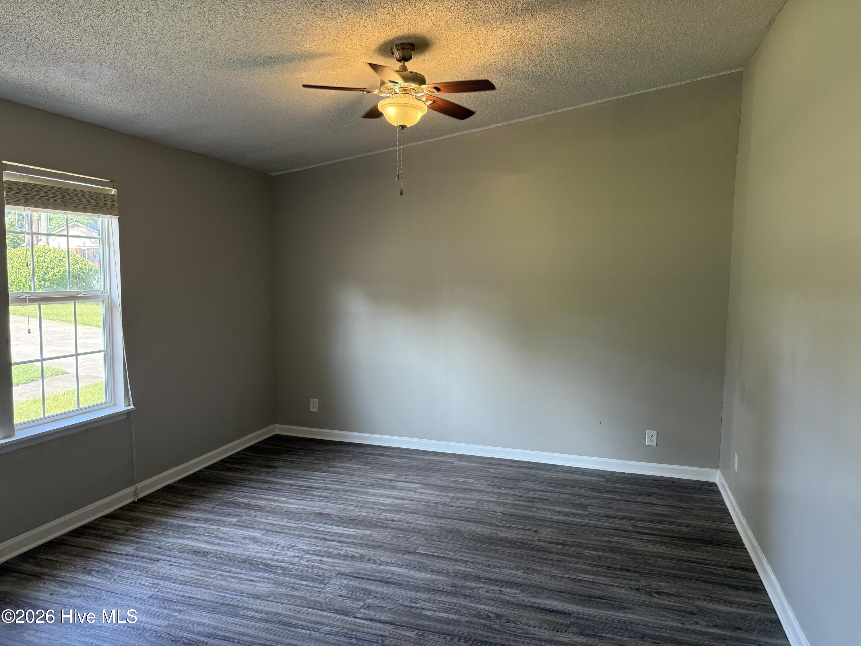 2044 Bridgewater Drive Property Photo 11