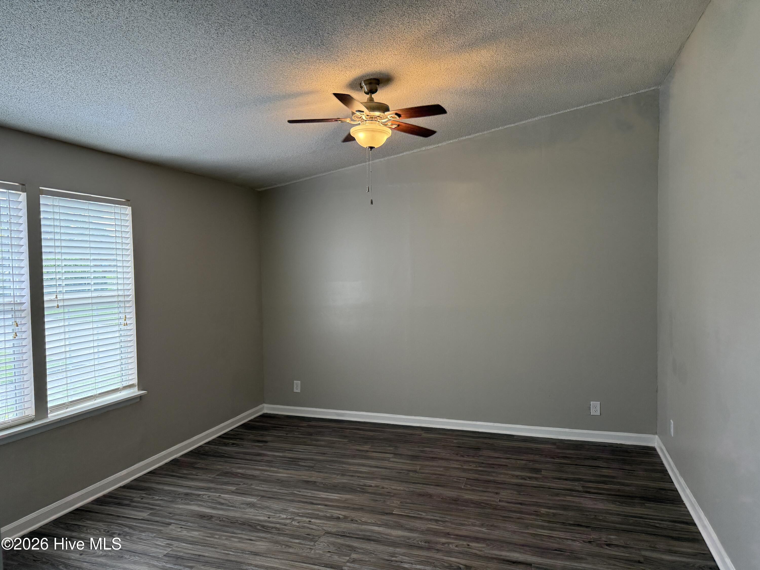 2044 Bridgewater Drive Property Photo 13