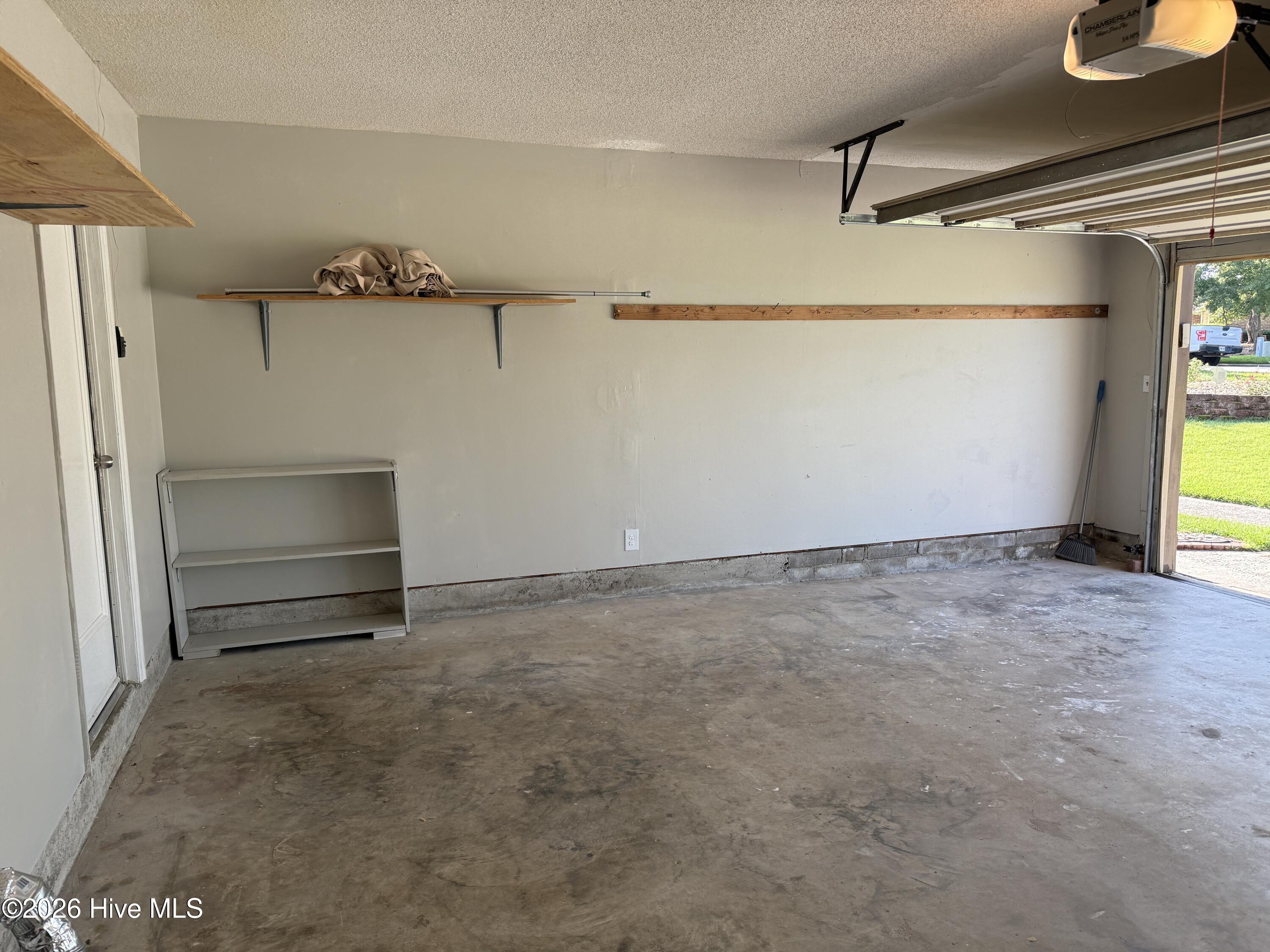 2044 Bridgewater Drive Property Photo 21