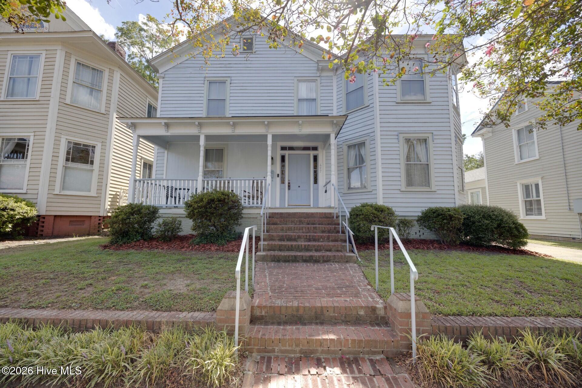 427 E Main Street Property Photo 1
