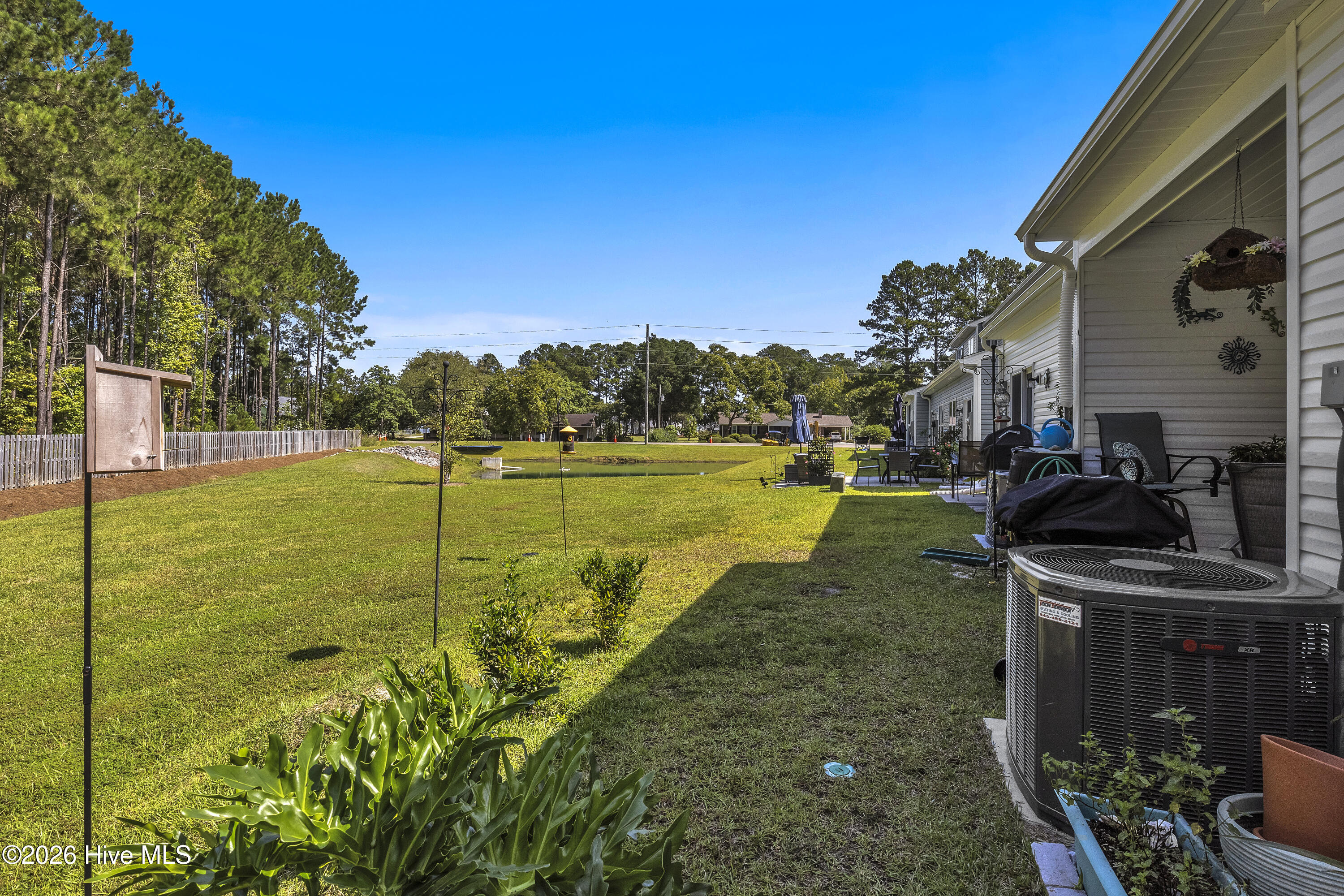 724 Palm Frond Way Nw Property Photo 34