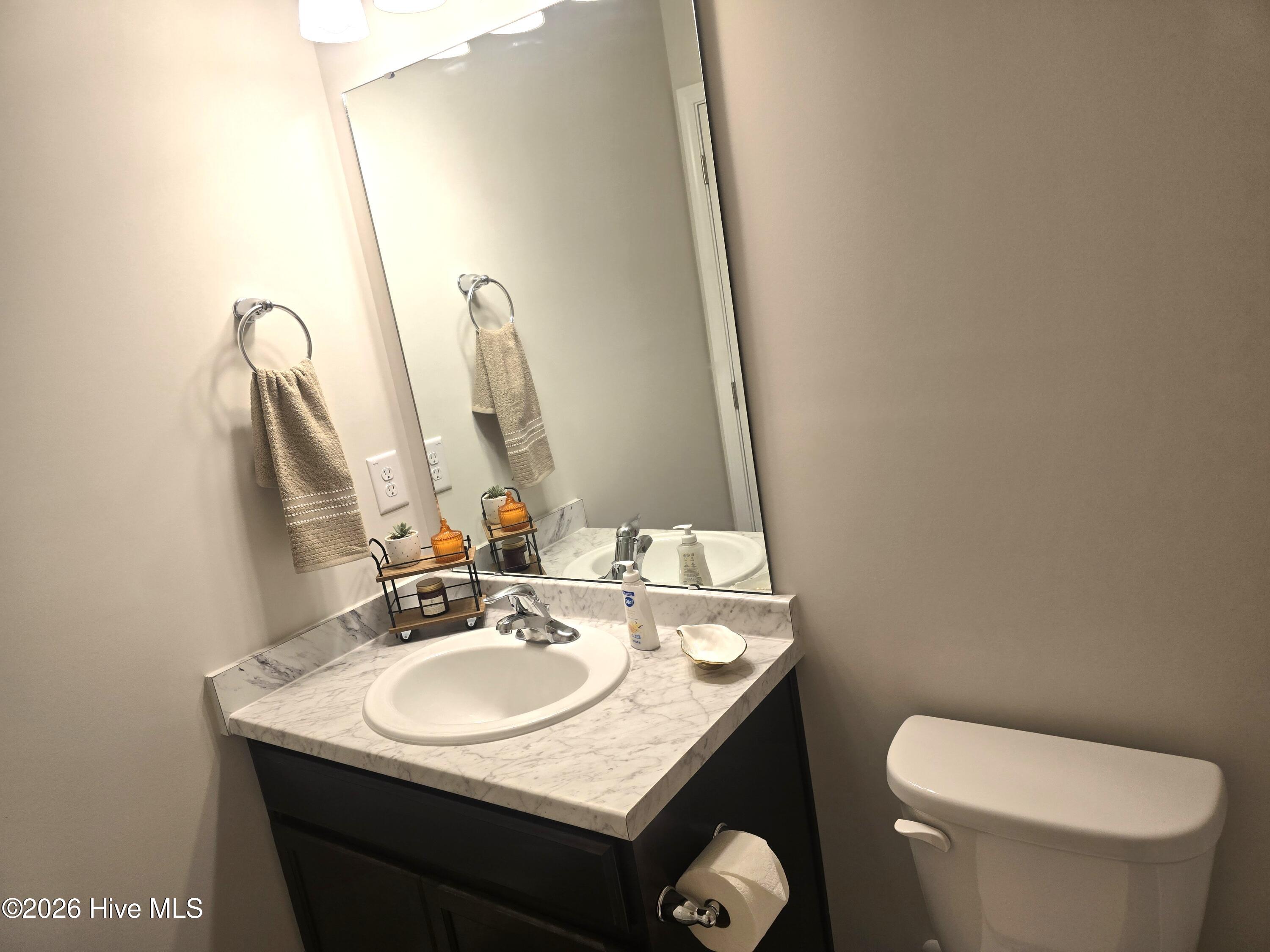 1132 Hill Street Property Photo 13