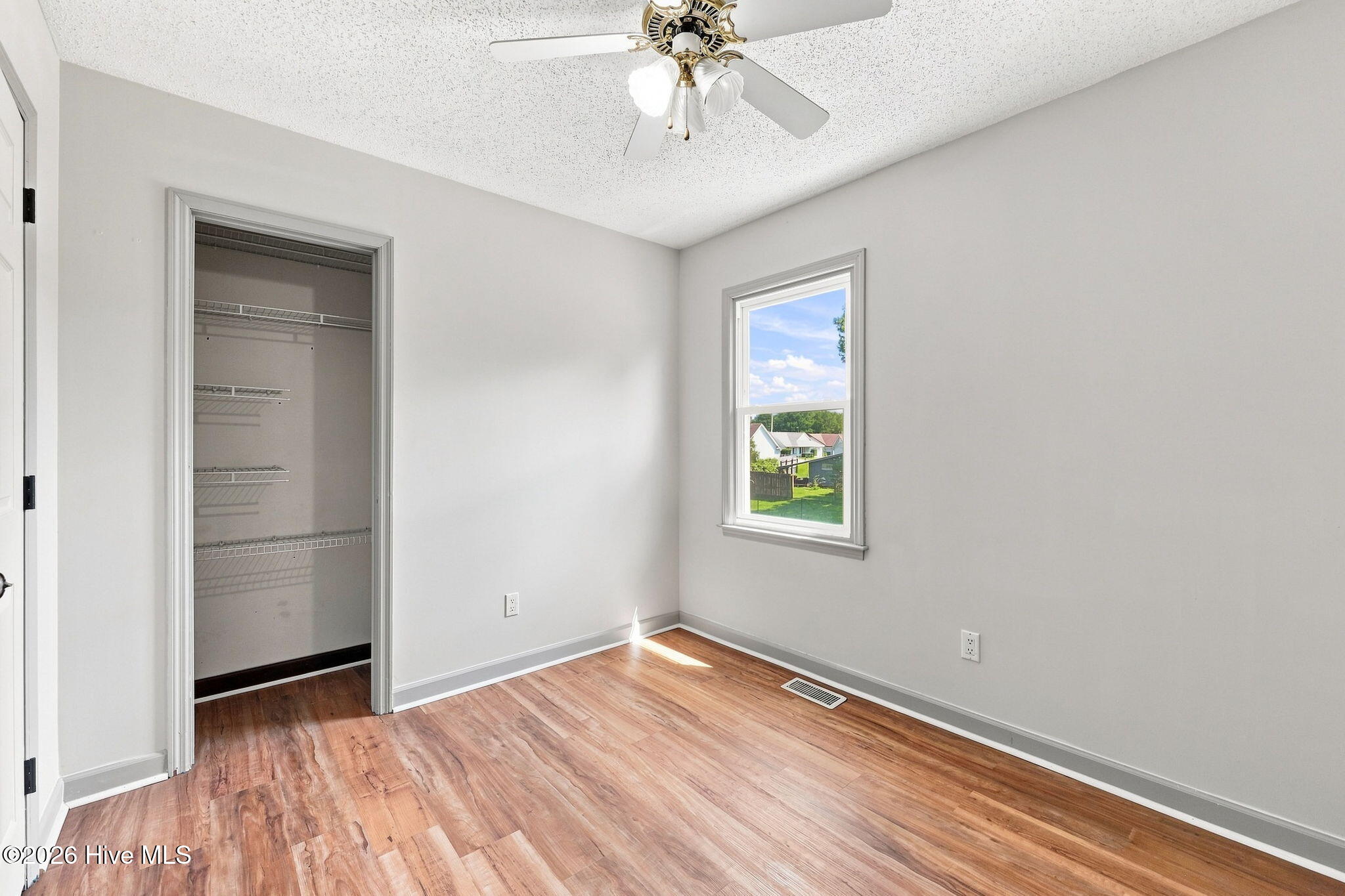 910 Coyote Trail Property Photo 41