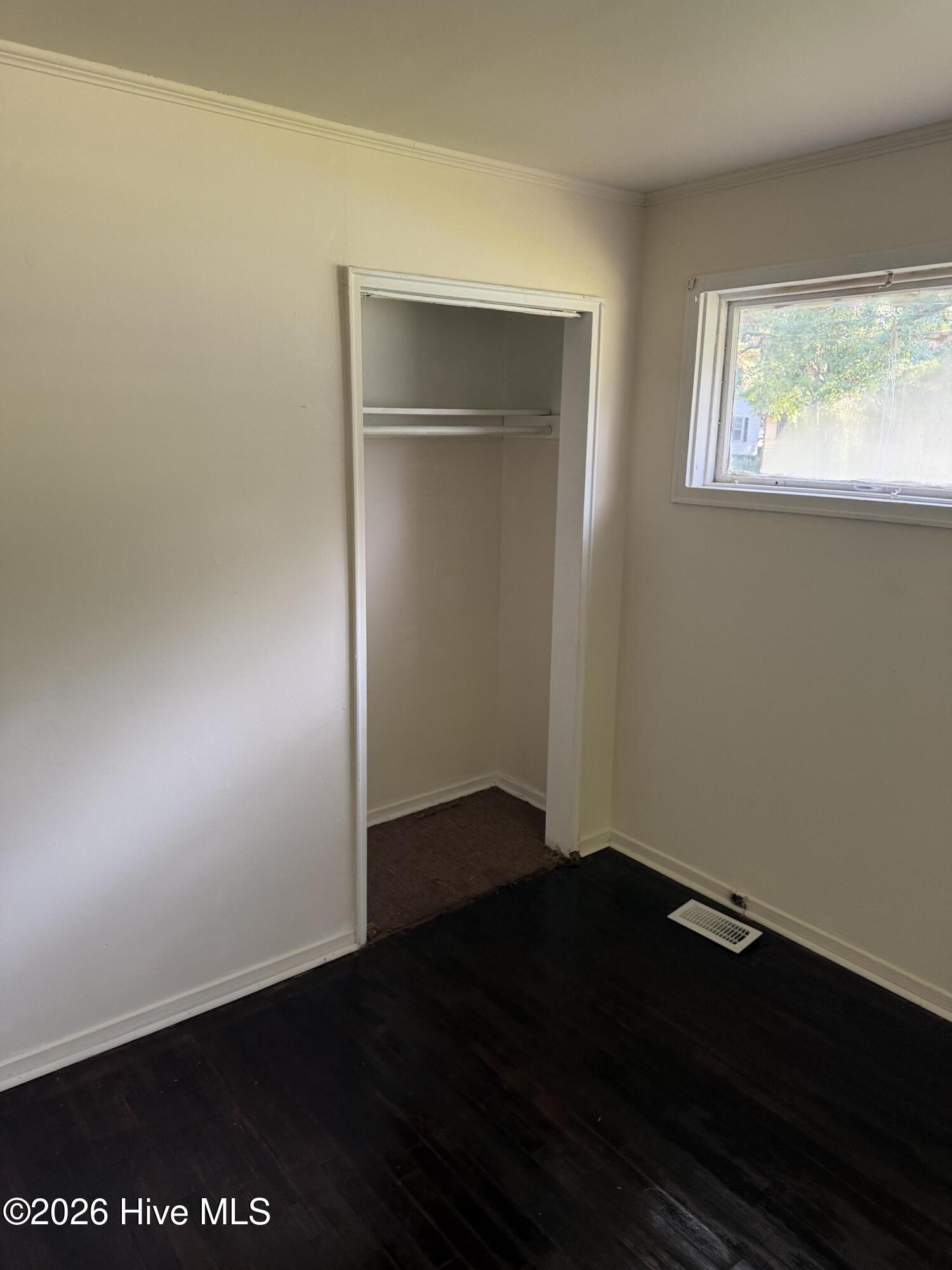 2317 Briarfield Road Property Photo 8