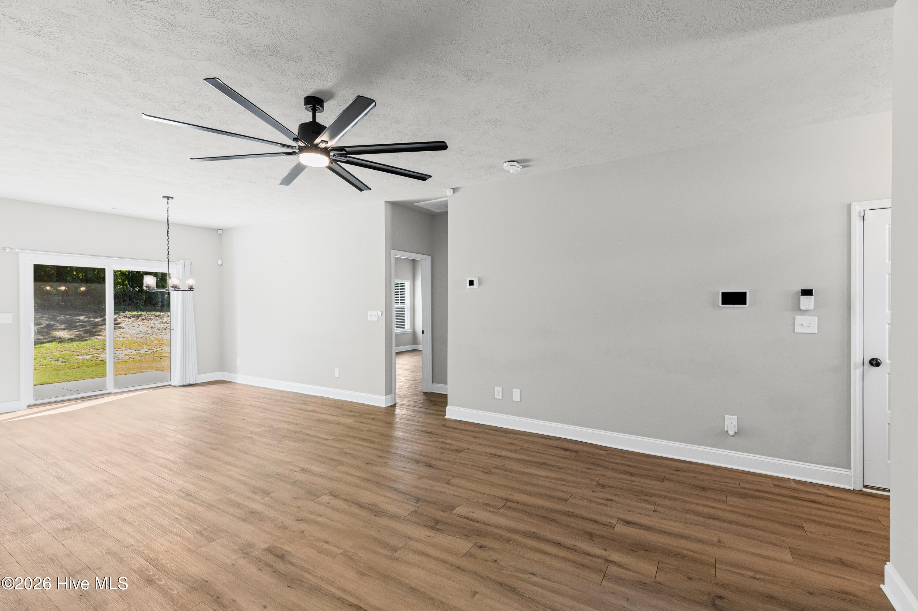 4219 Fringetree Loop Property Photo 5