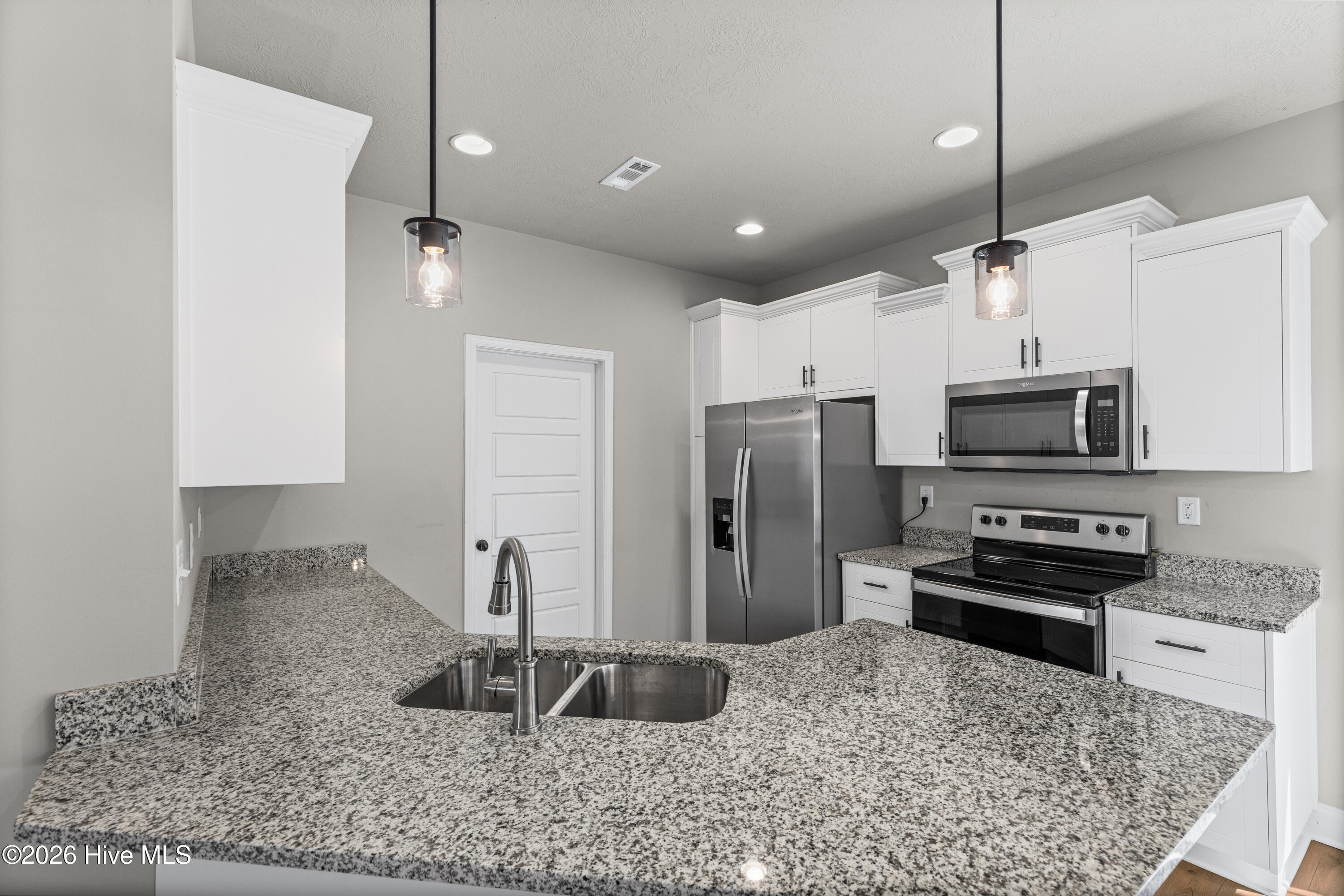 4219 Fringetree Loop Property Photo 11