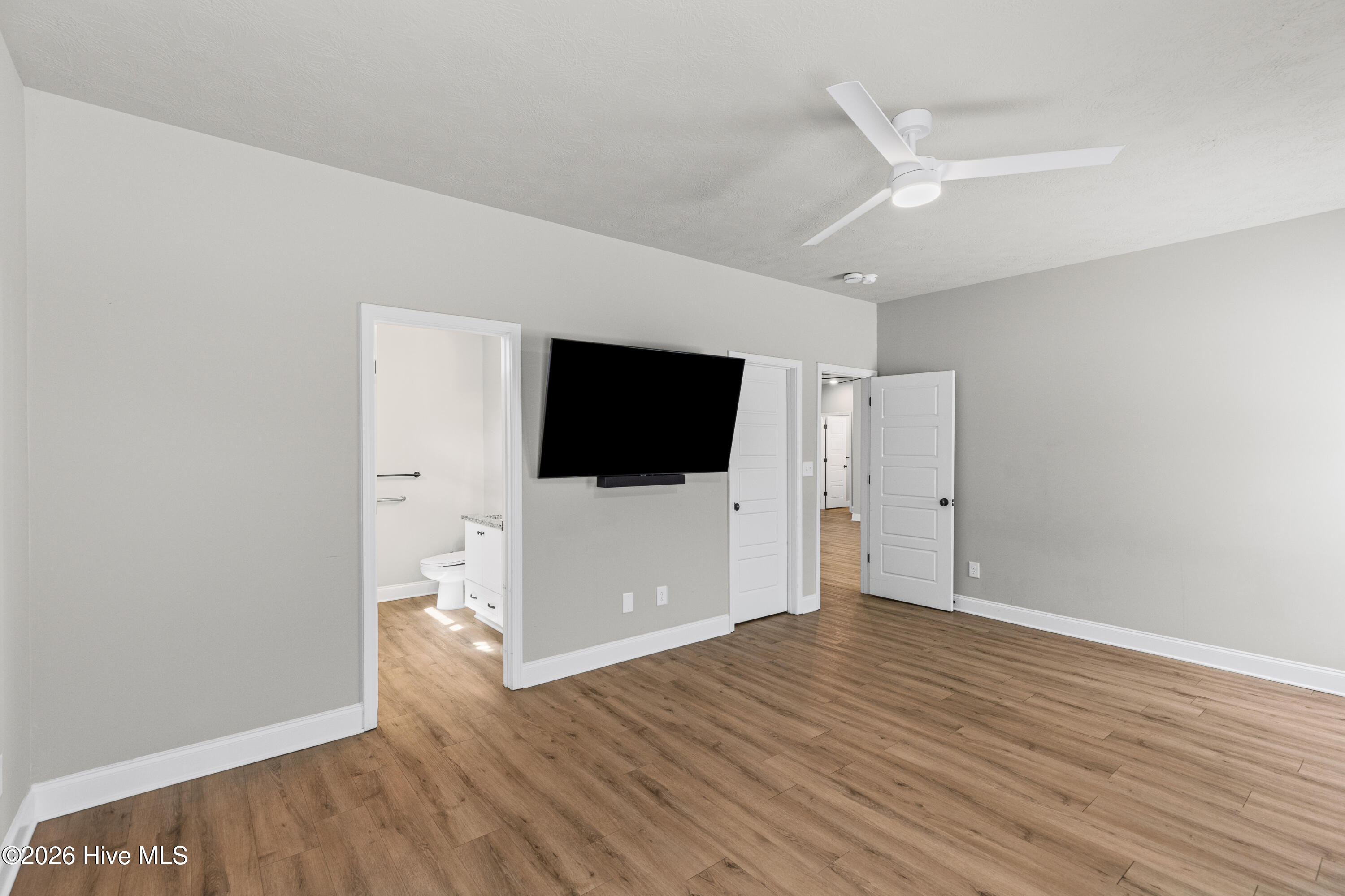 4219 Fringetree Loop Property Photo 15