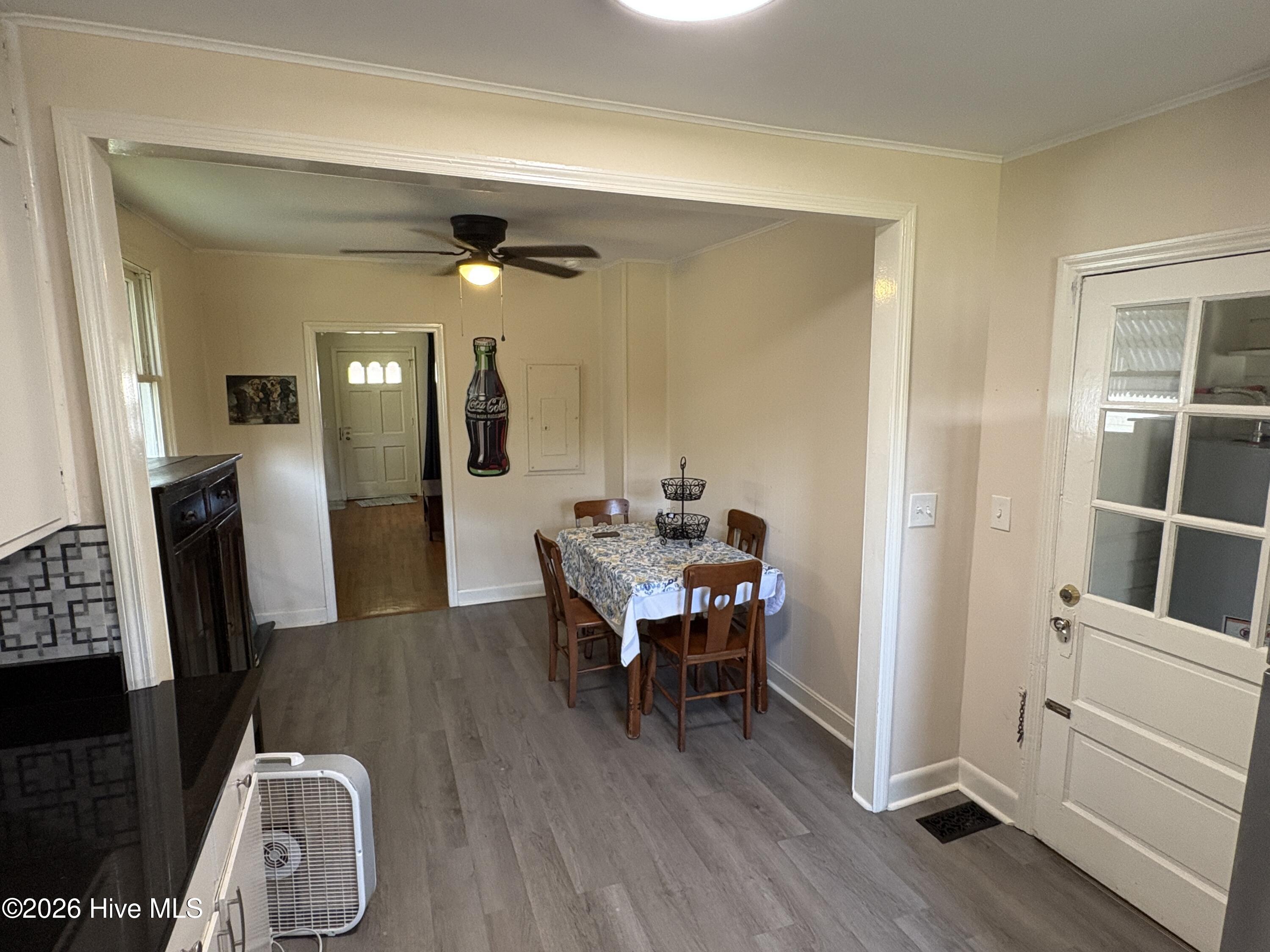 1902 Gardner Street Property Photo 11