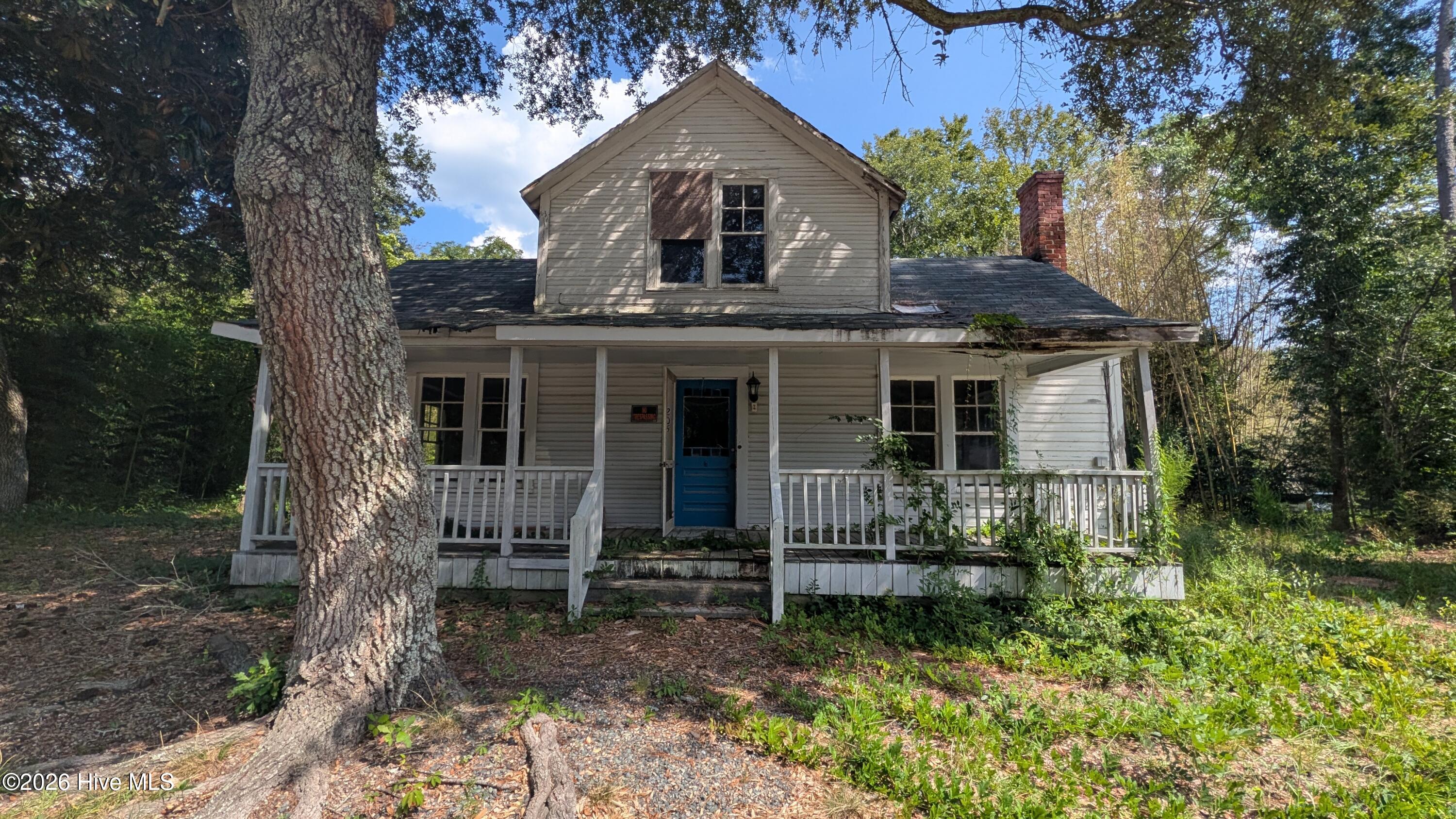 205 Pinehurst Avenue Property Photo 1