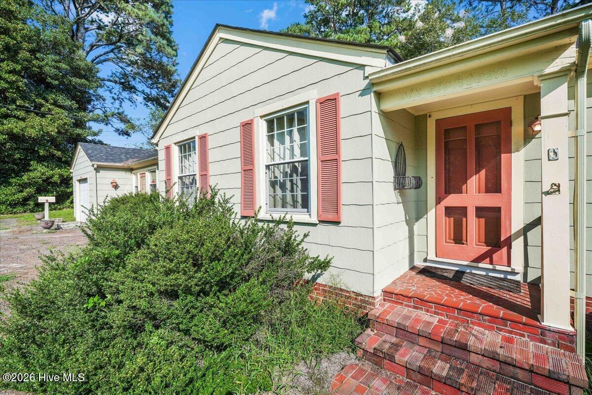 618 N Church Street Property Photo 4