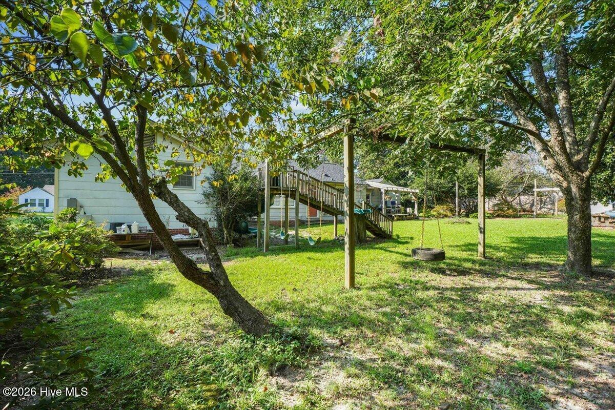 618 N Church Street Property Photo 5