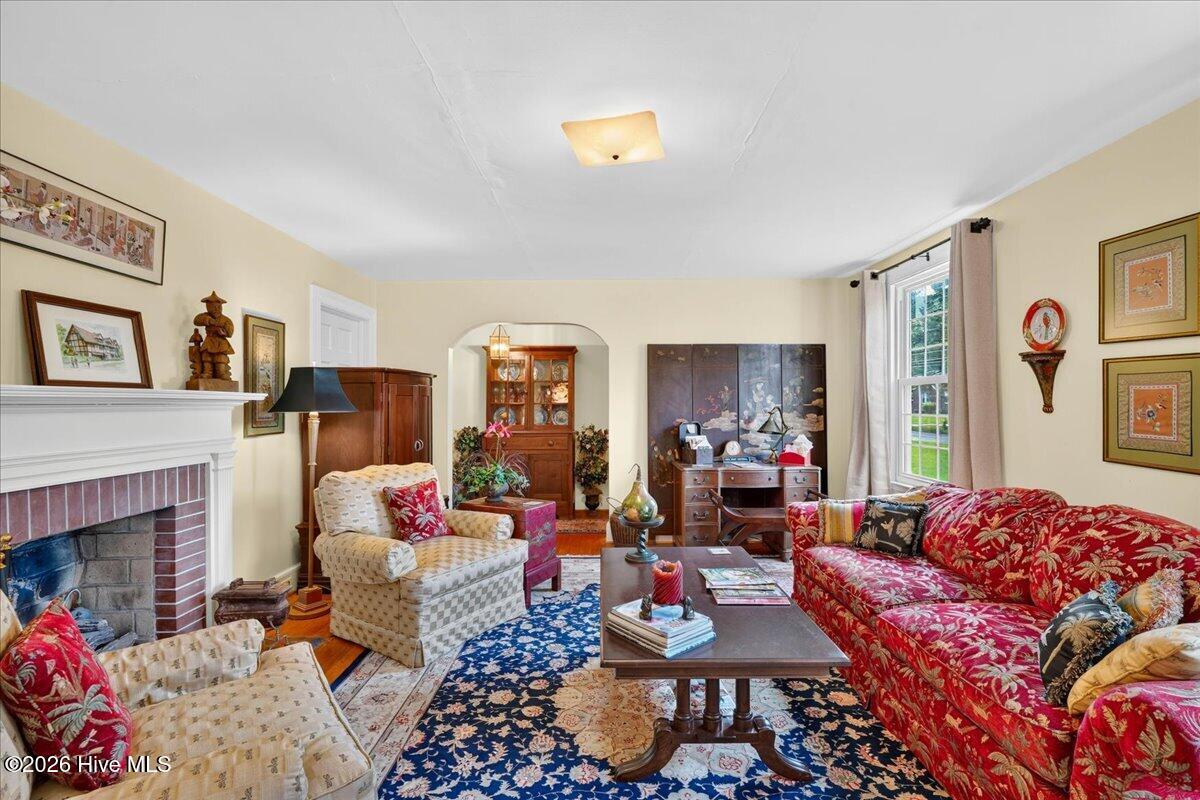 618 N Church Street Property Photo 15