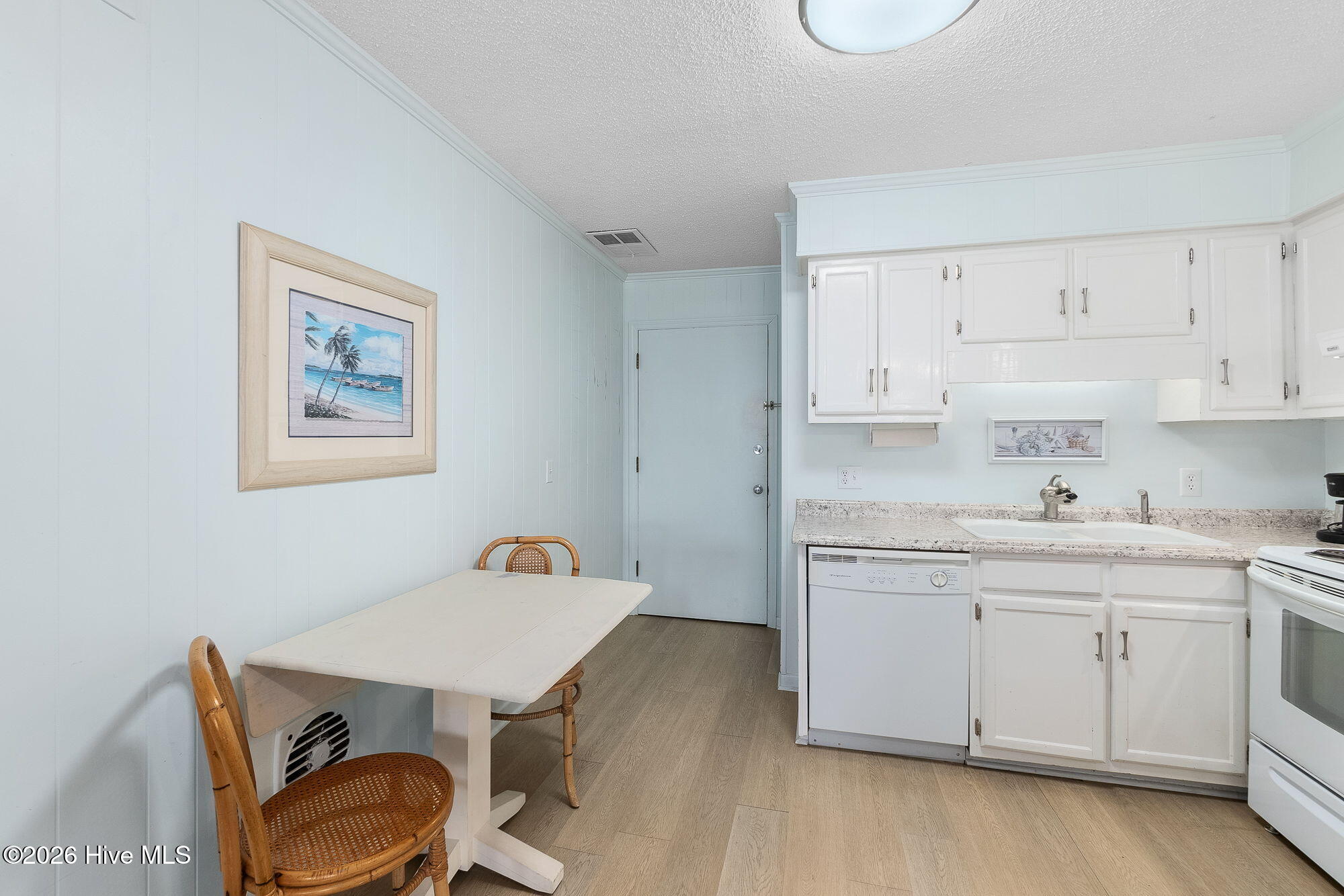 301 Commerce Way Way 104 Property Photo 14