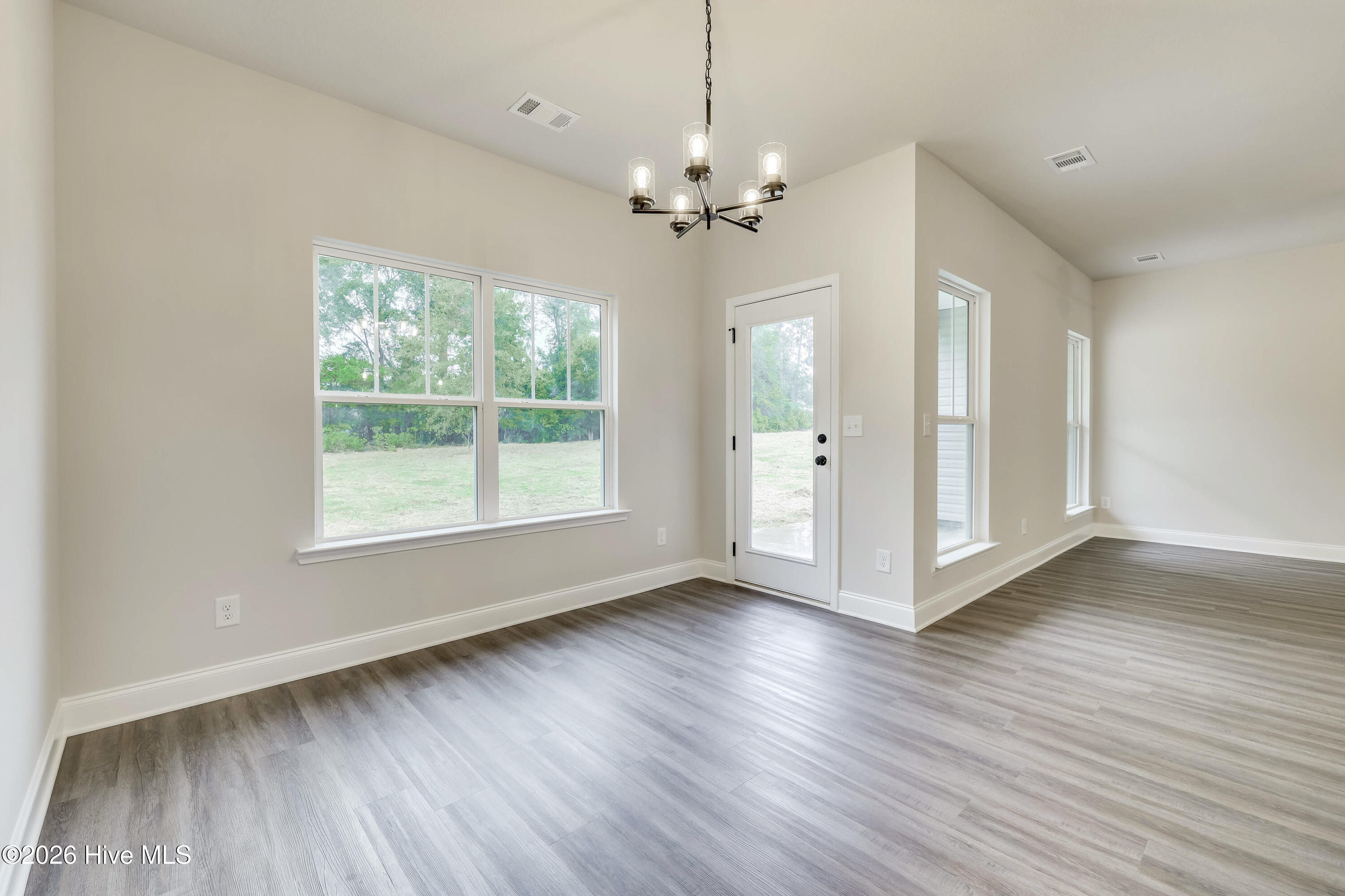 3322 Heartwood Pass Property Photo 12