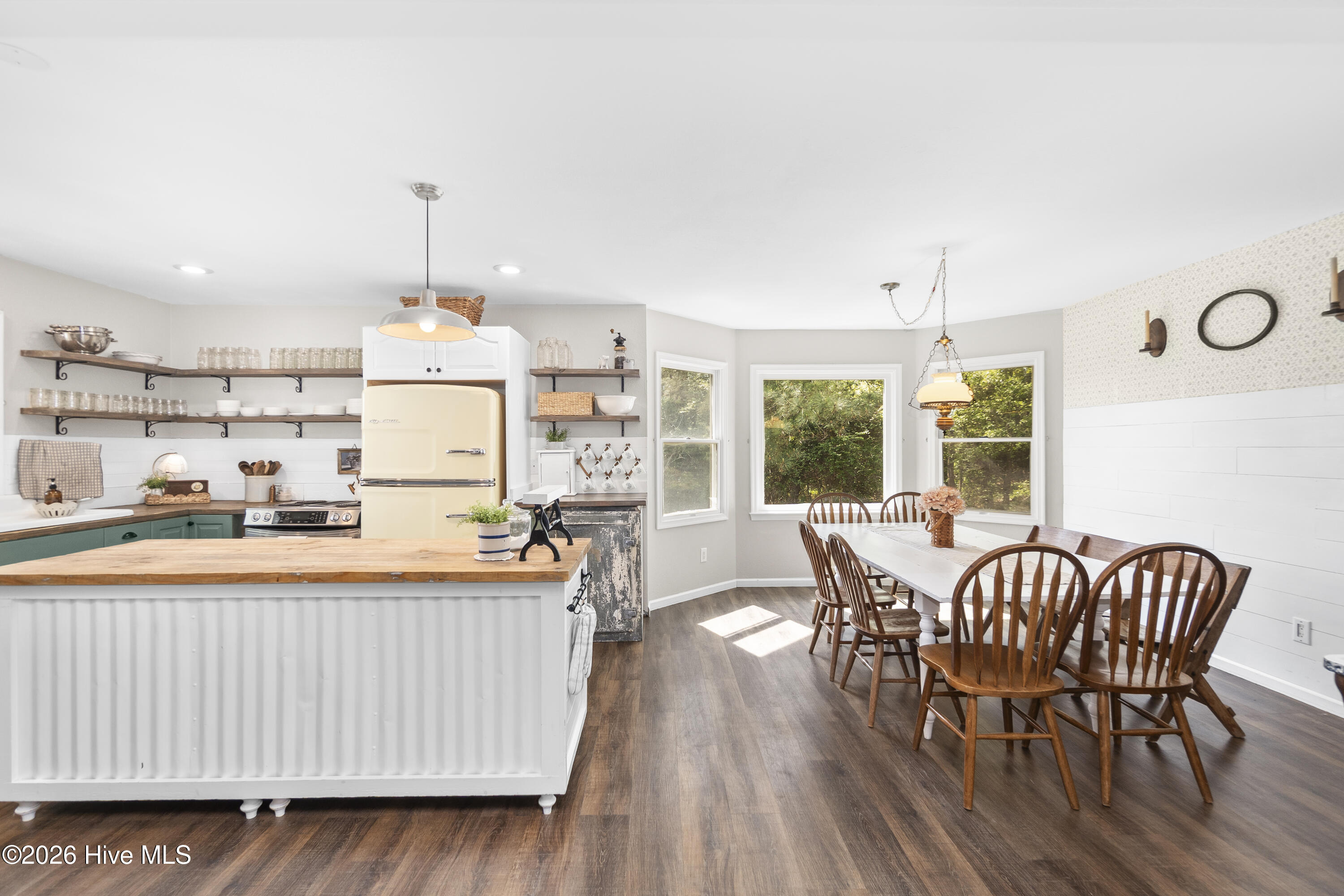 126 Narrow Shore Road Property Photo 3