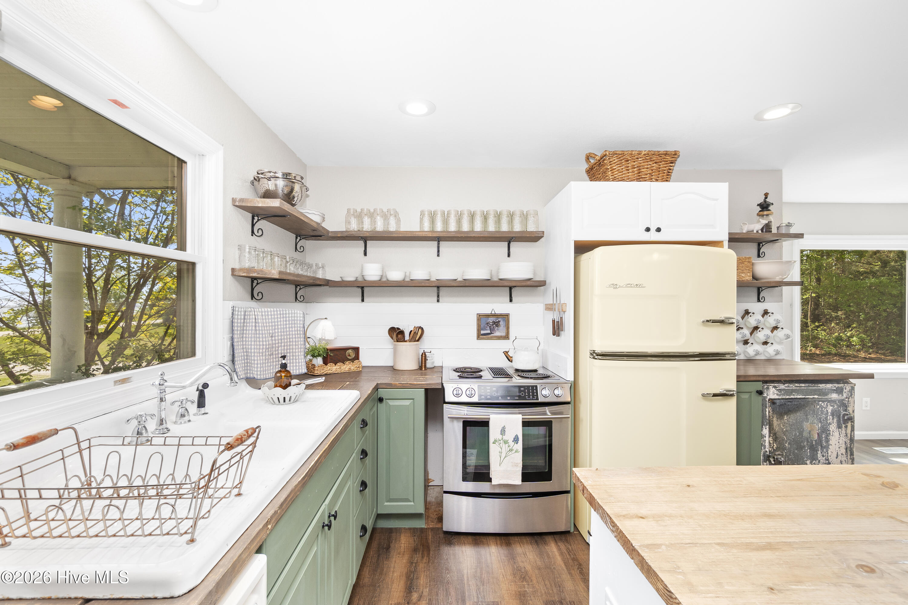 126 Narrow Shore Road Property Photo 6