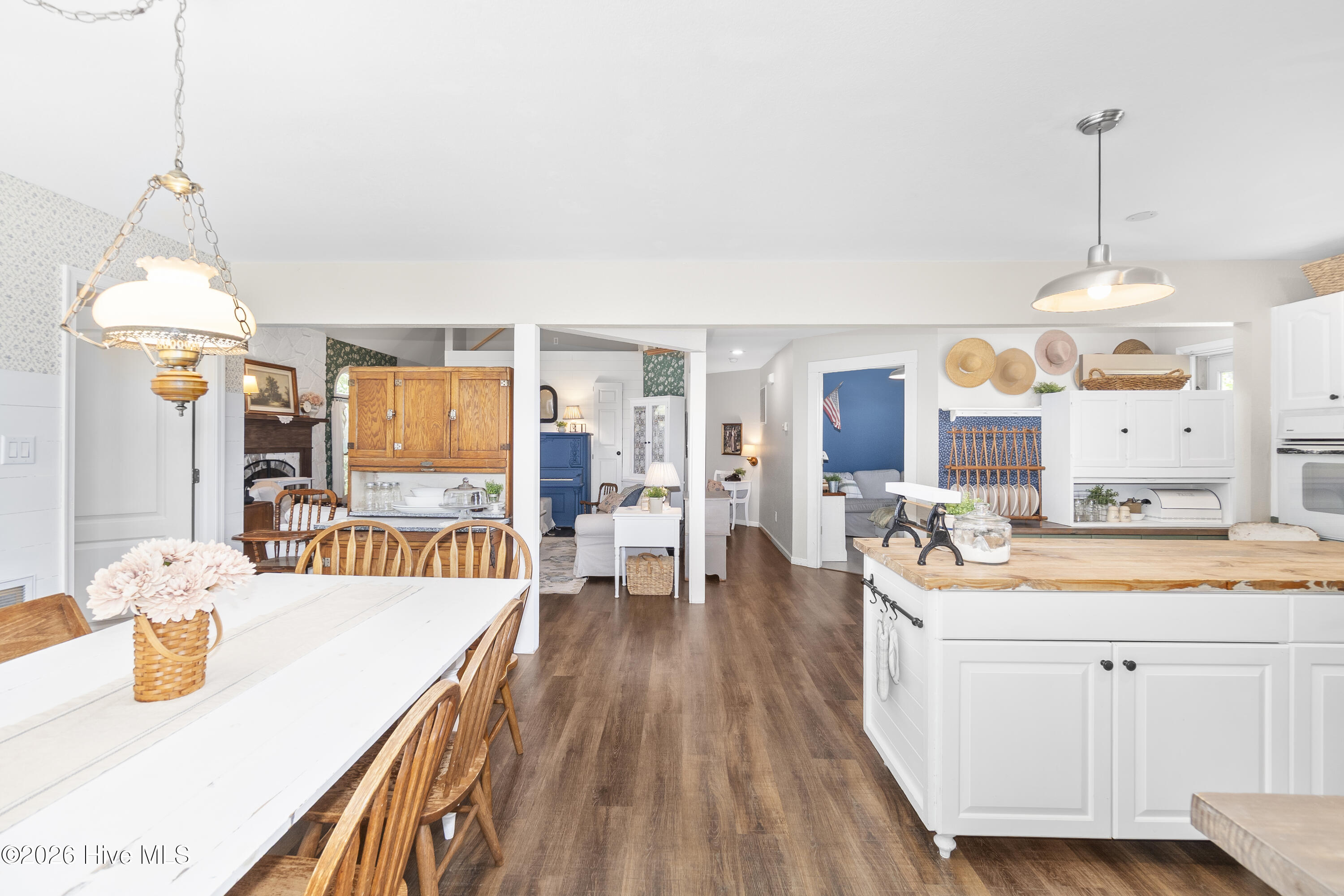 126 Narrow Shore Road Property Photo 8