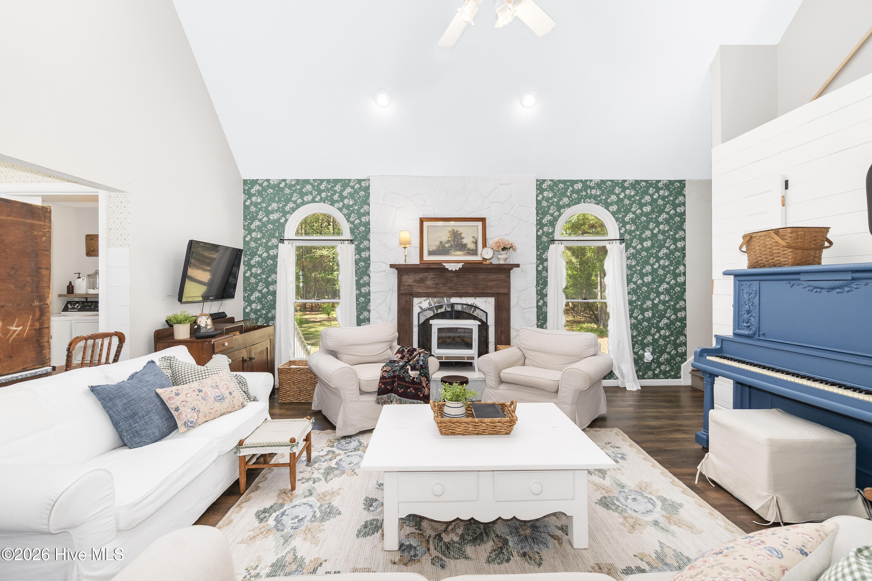 126 Narrow Shore Road Property Photo 11