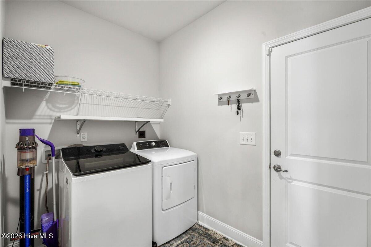 306 Plainfield Drive Property Photo 22