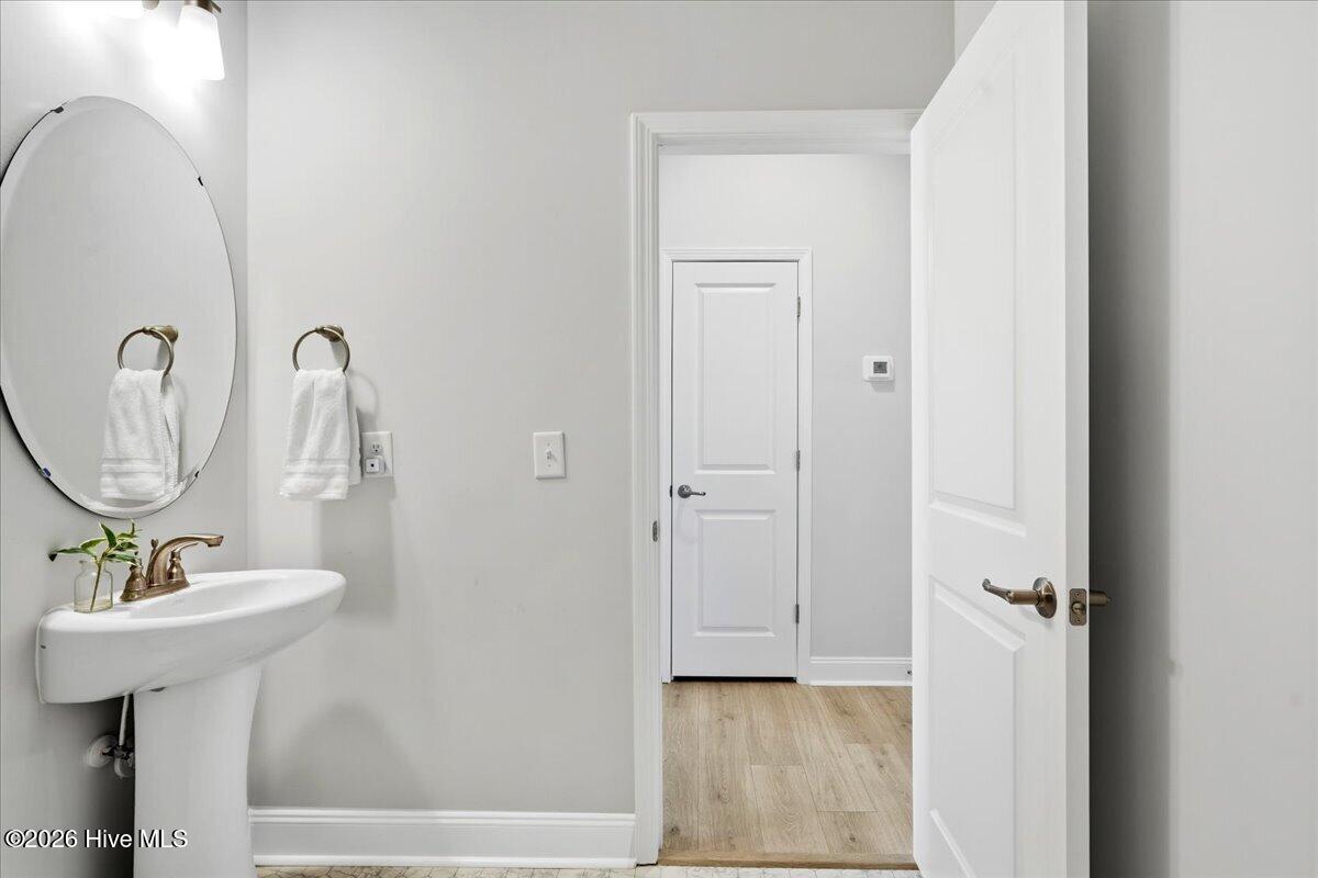 306 Plainfield Drive Property Photo 28