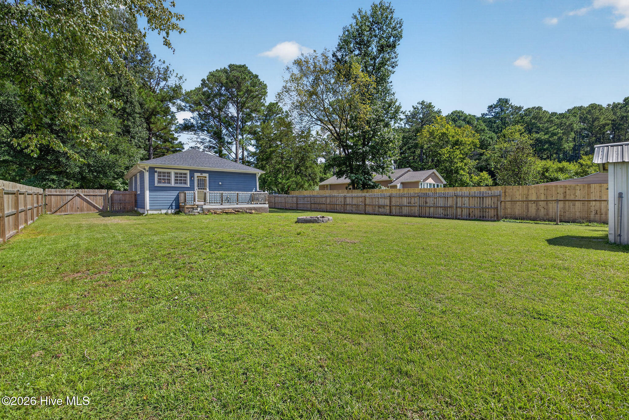 104 Gilbert Curry Drive Property Photo 6