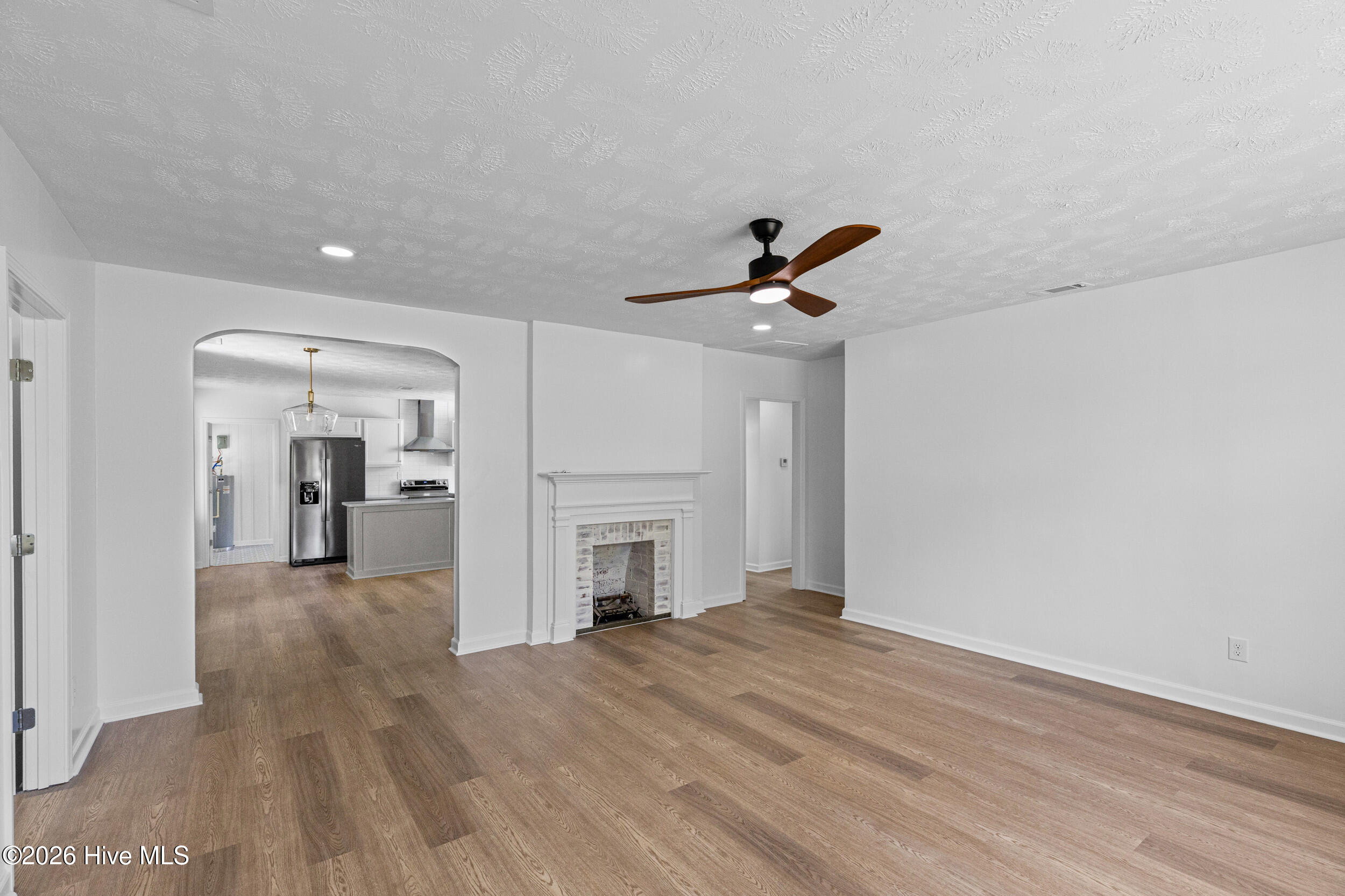 2020 Kennedy Drive Property Photo 5