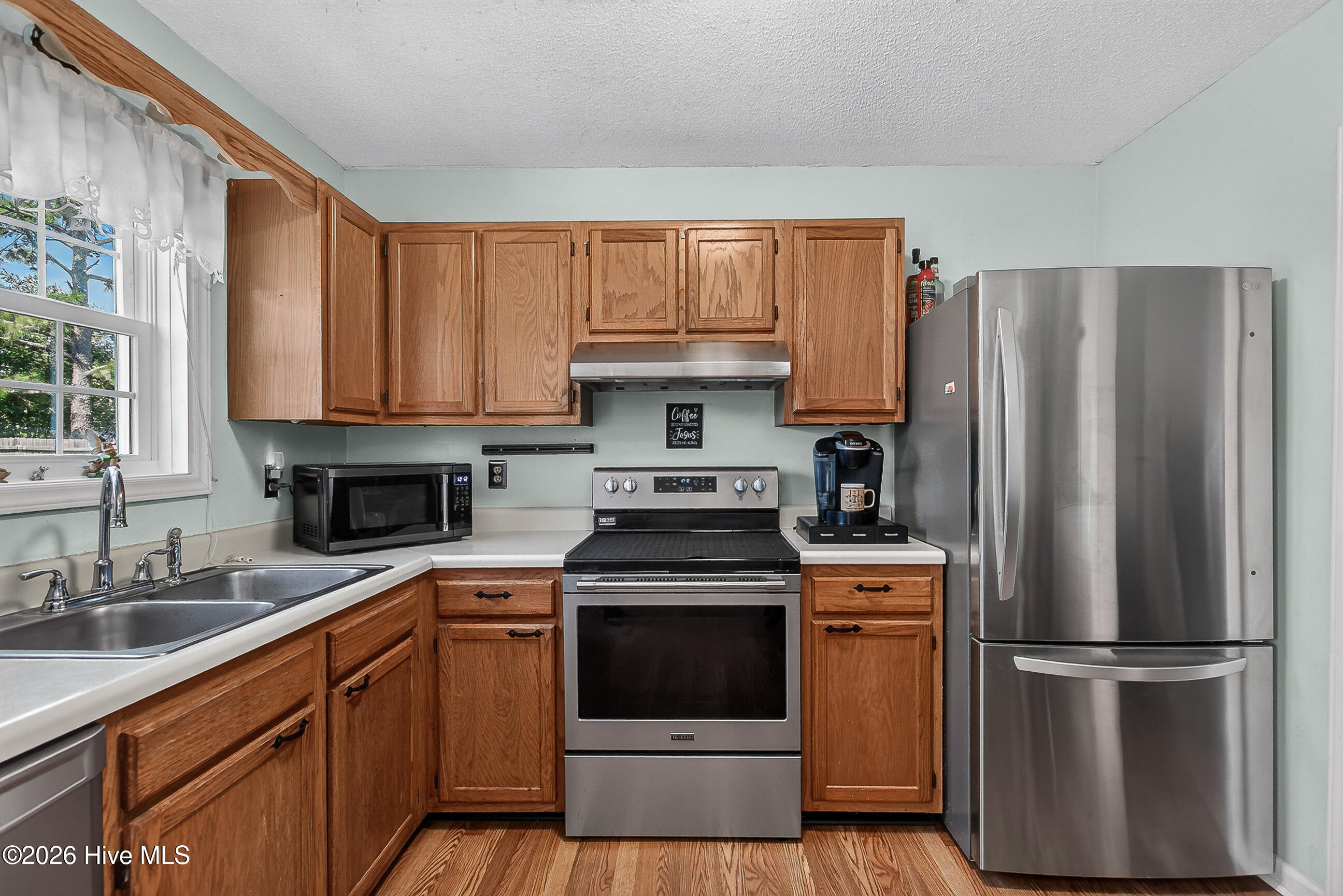 500 Nutfield Drive Property Photo 10