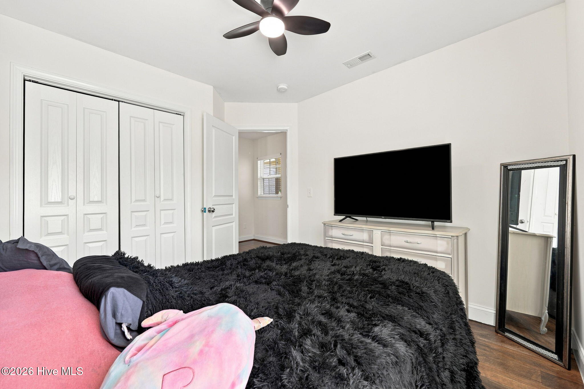 327 Tamarack Drive Property Photo 18