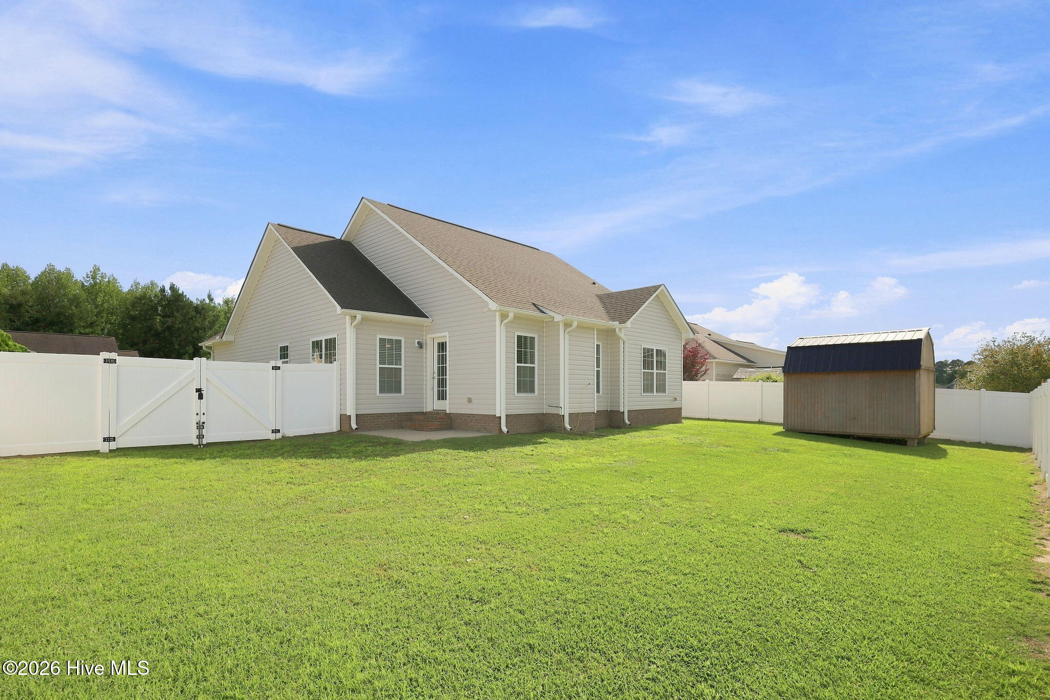 327 Tamarack Drive Property Photo 33