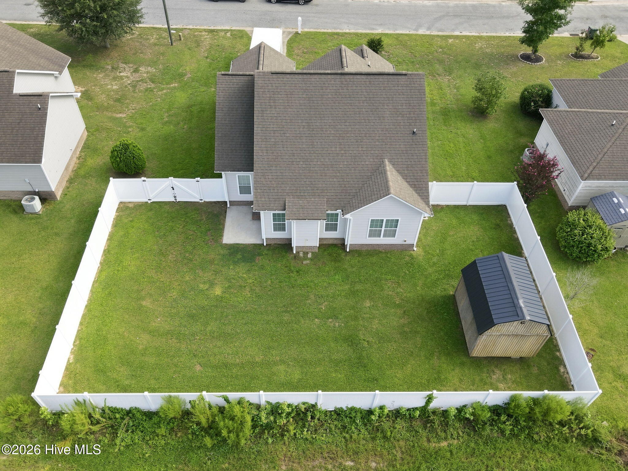 327 Tamarack Drive Property Photo 35