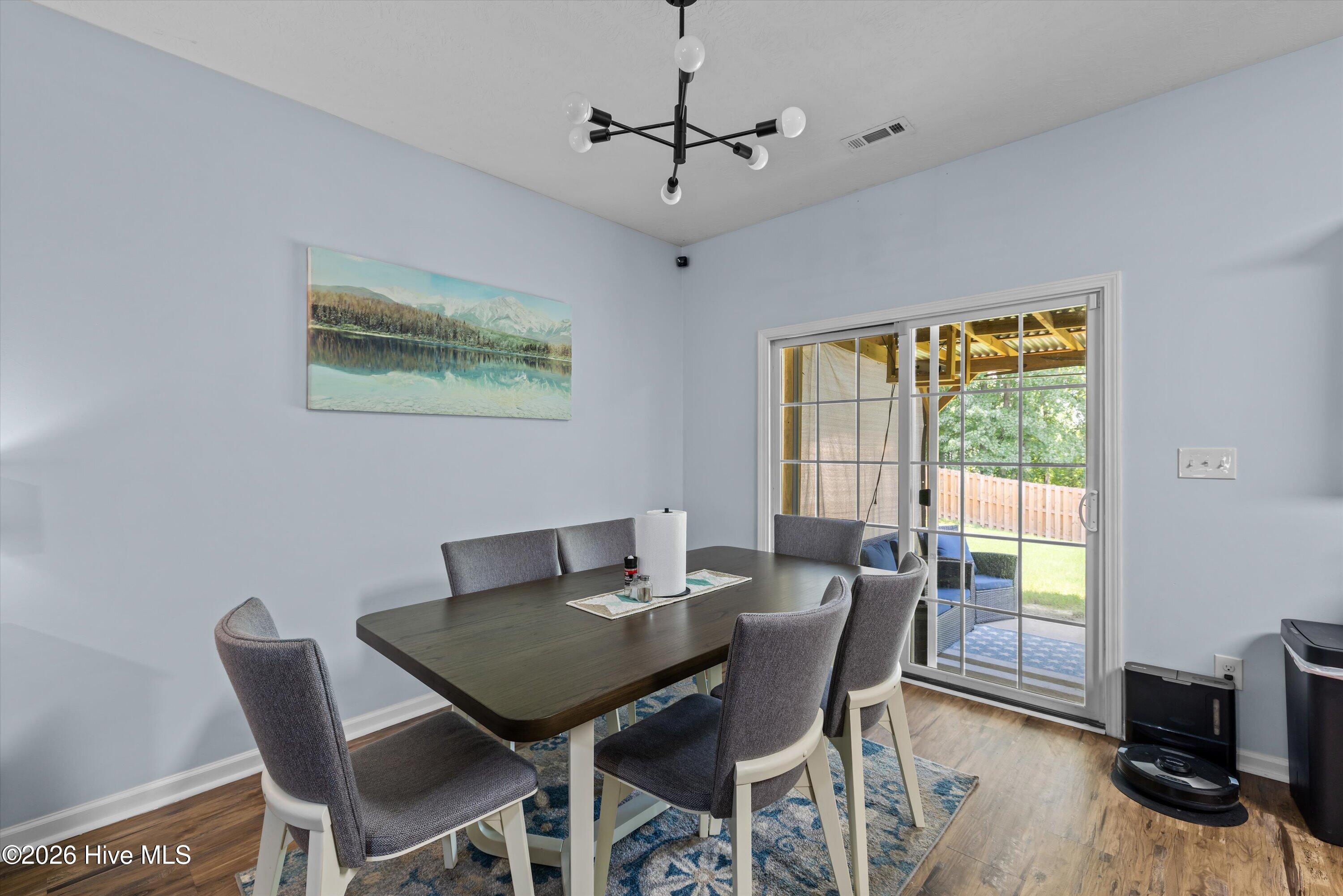 5004 Sunderlund Court Property Photo 15