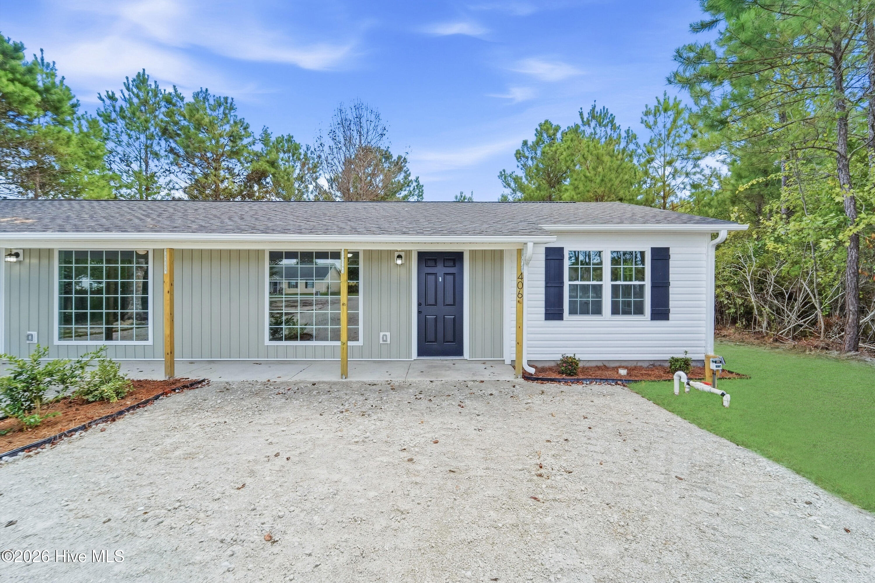 406 Foxtrace Lane B Property Photo 1