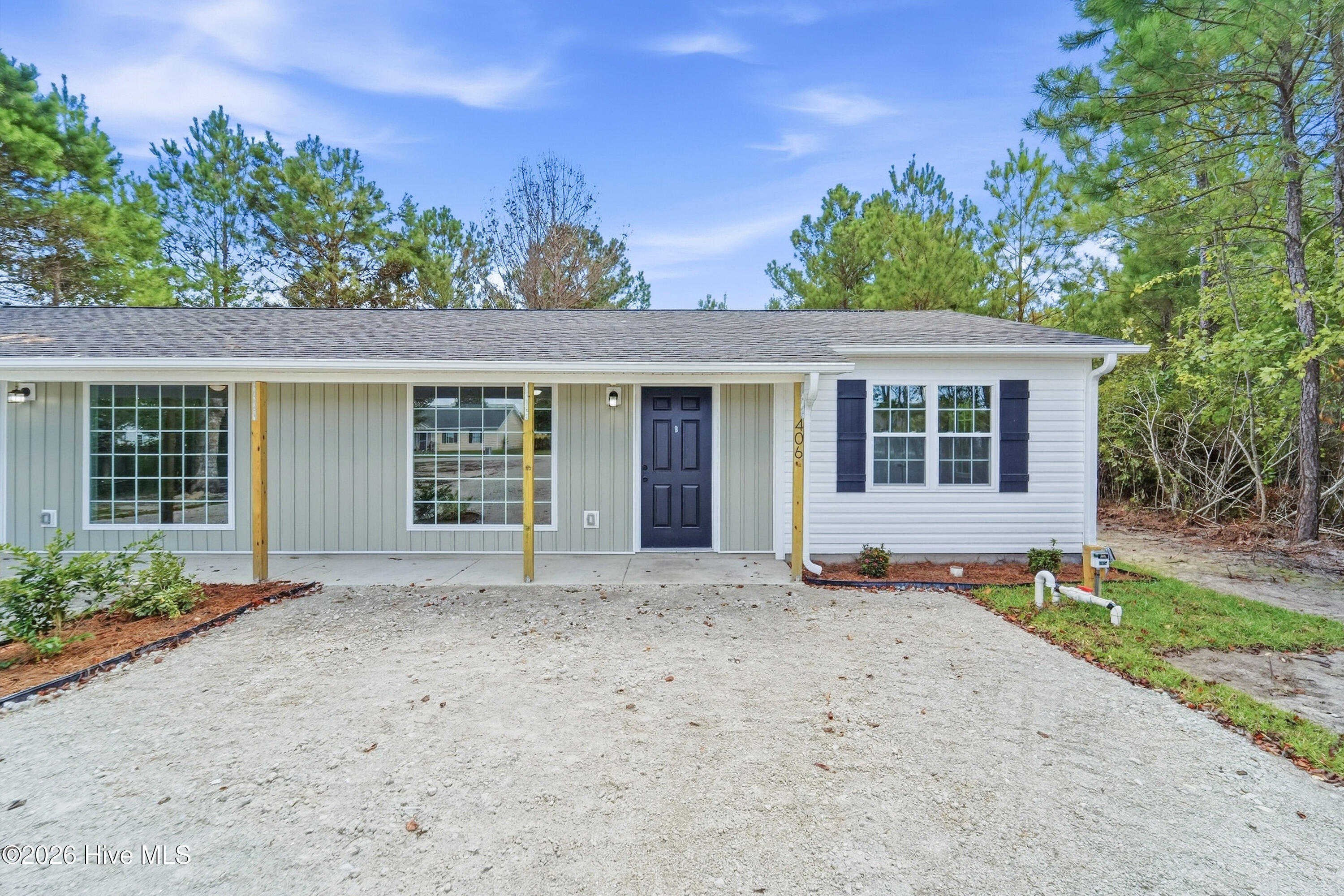 406 Foxtrace Lane B Property Photo 16
