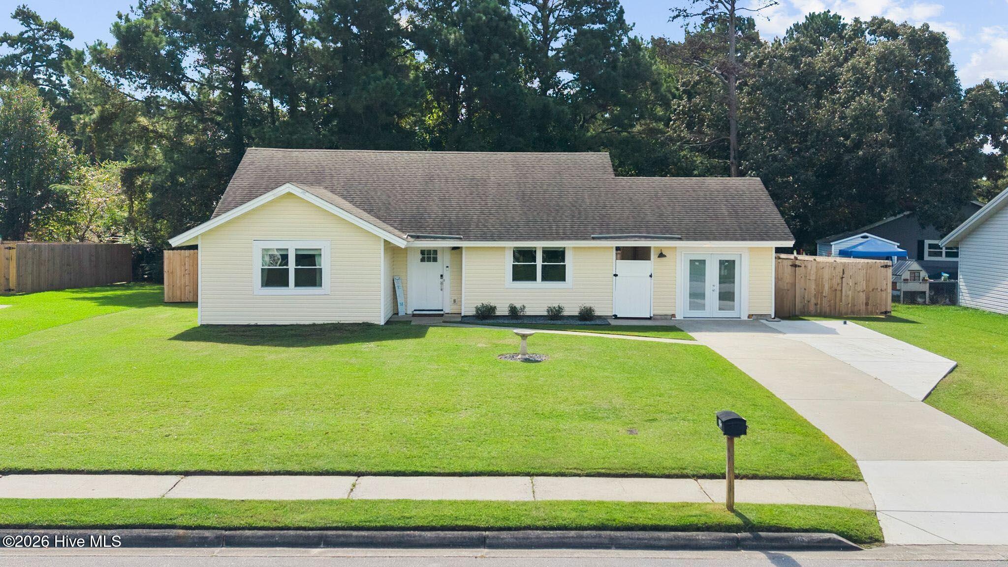 405 Dennis Road Property Photo 1