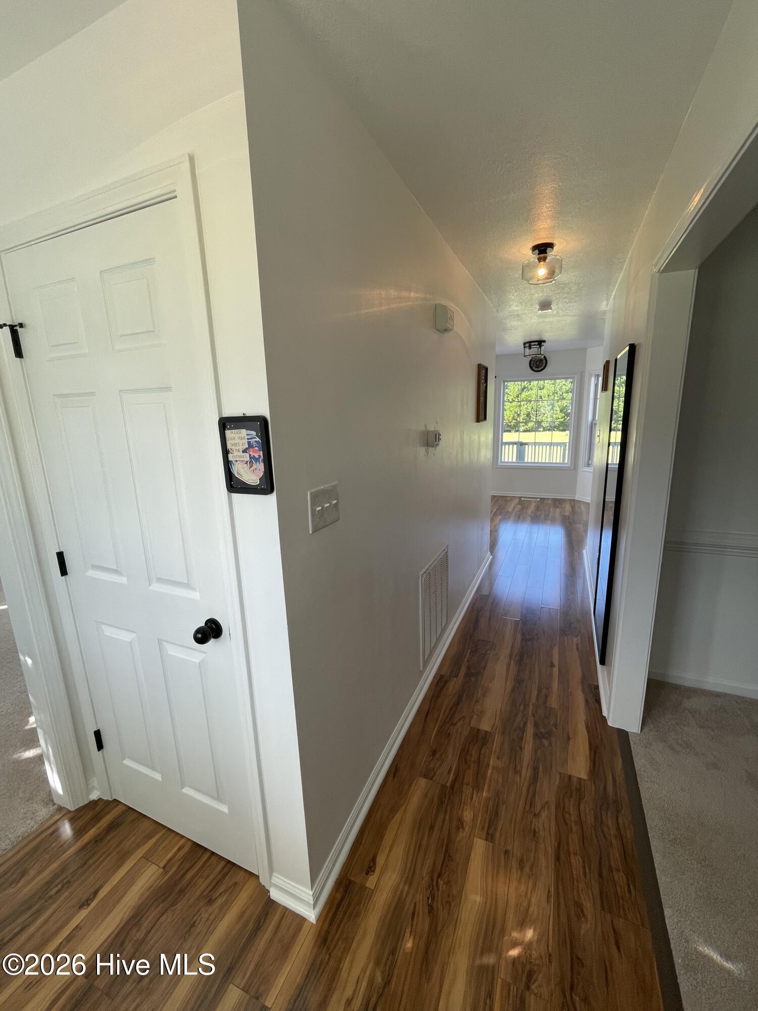 105 Quarter Horse Run Property Photo 8