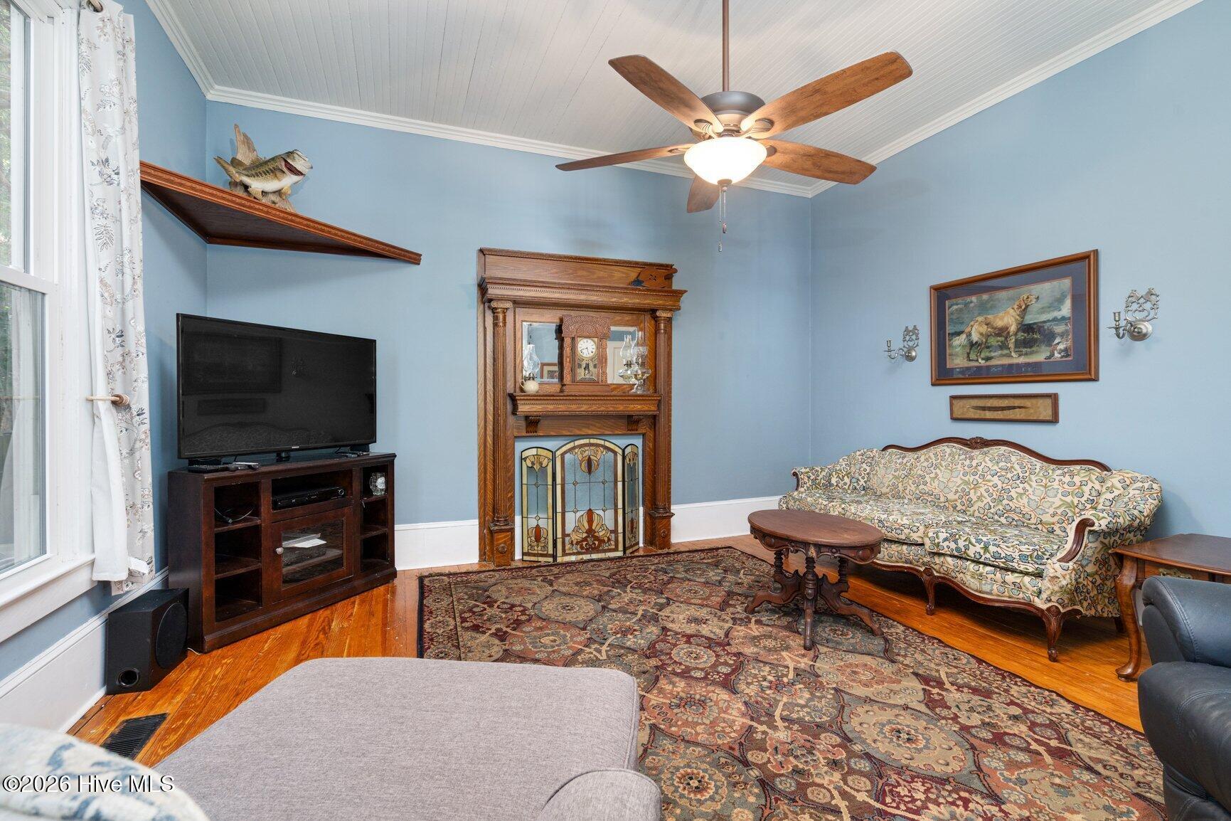 211 S Boddie Street Property Photo 15