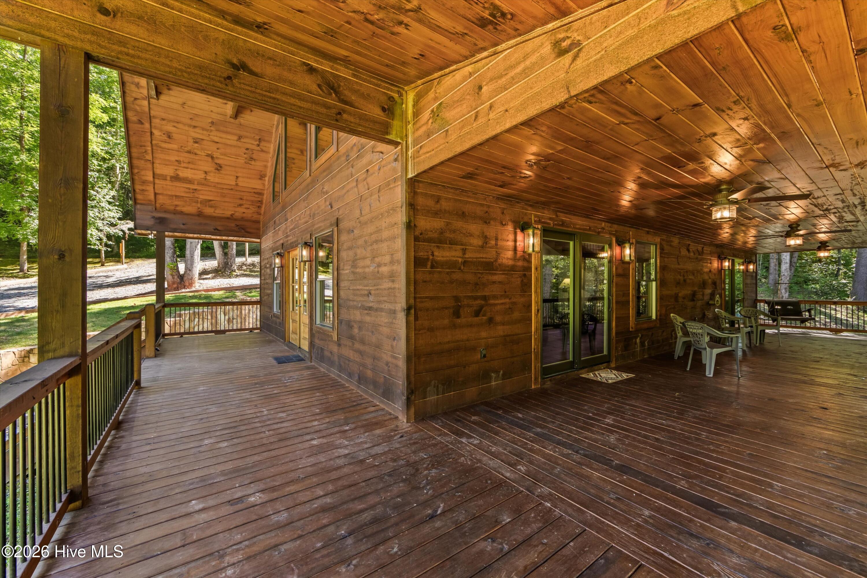 91 Riverview Drive Property Photo 41