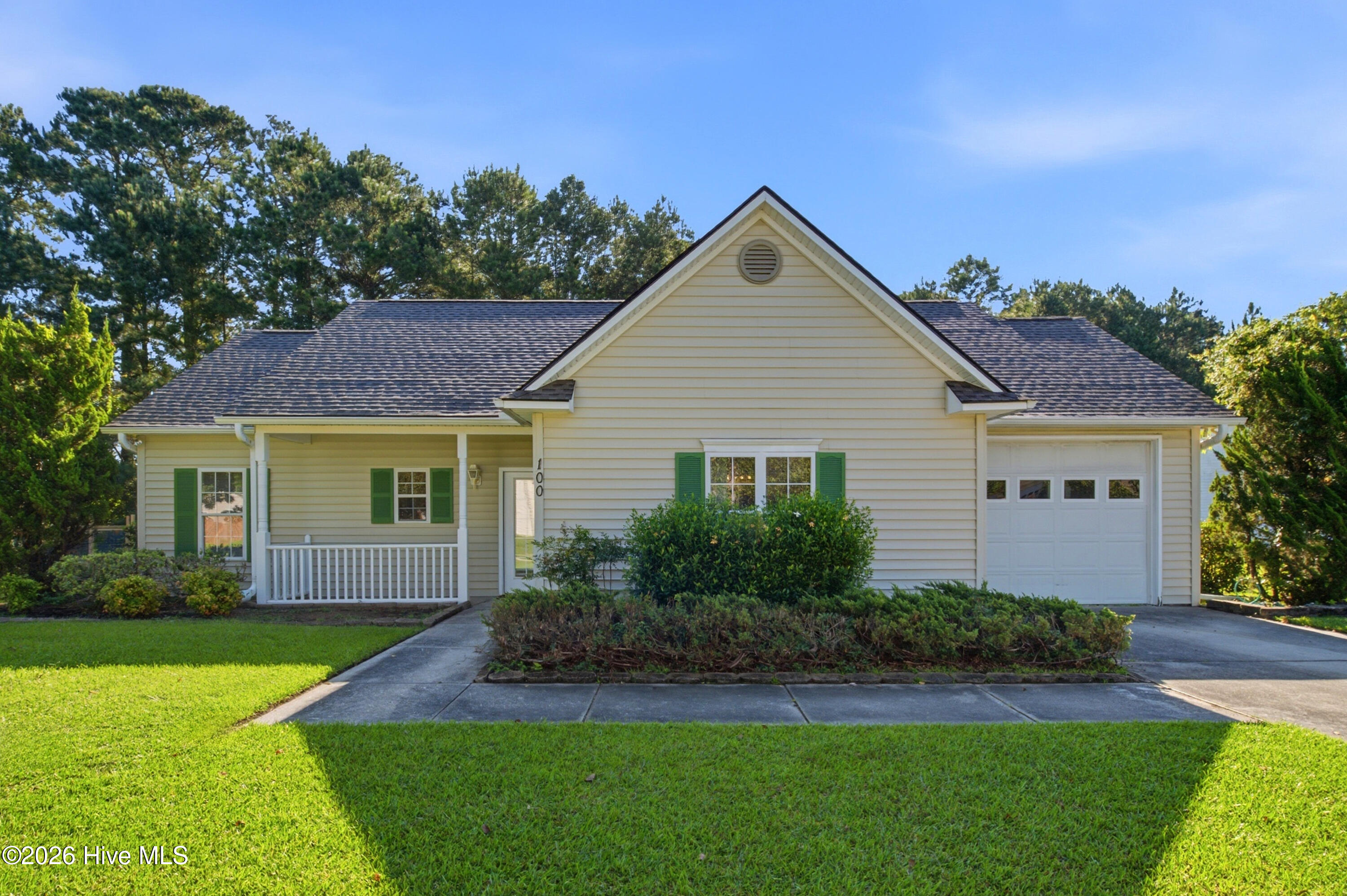 100 Willowbend Drive Property Photo 2