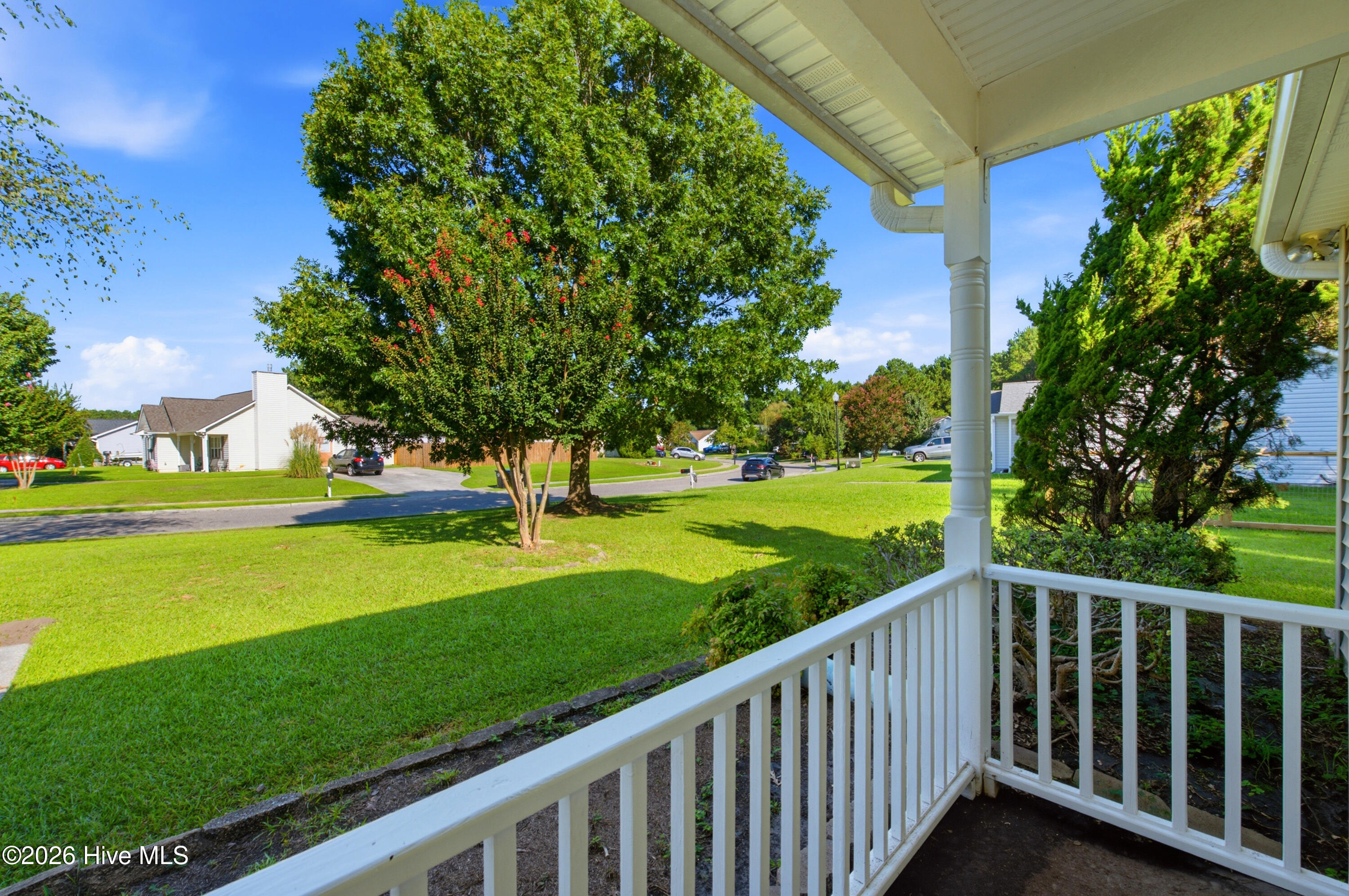 100 Willowbend Drive Property Photo 4
