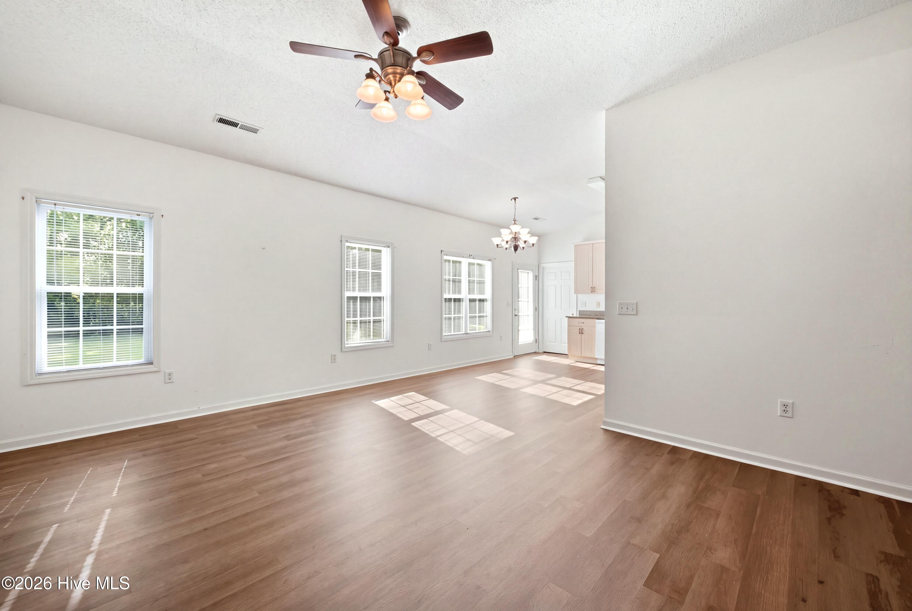 100 Willowbend Drive Property Photo 7