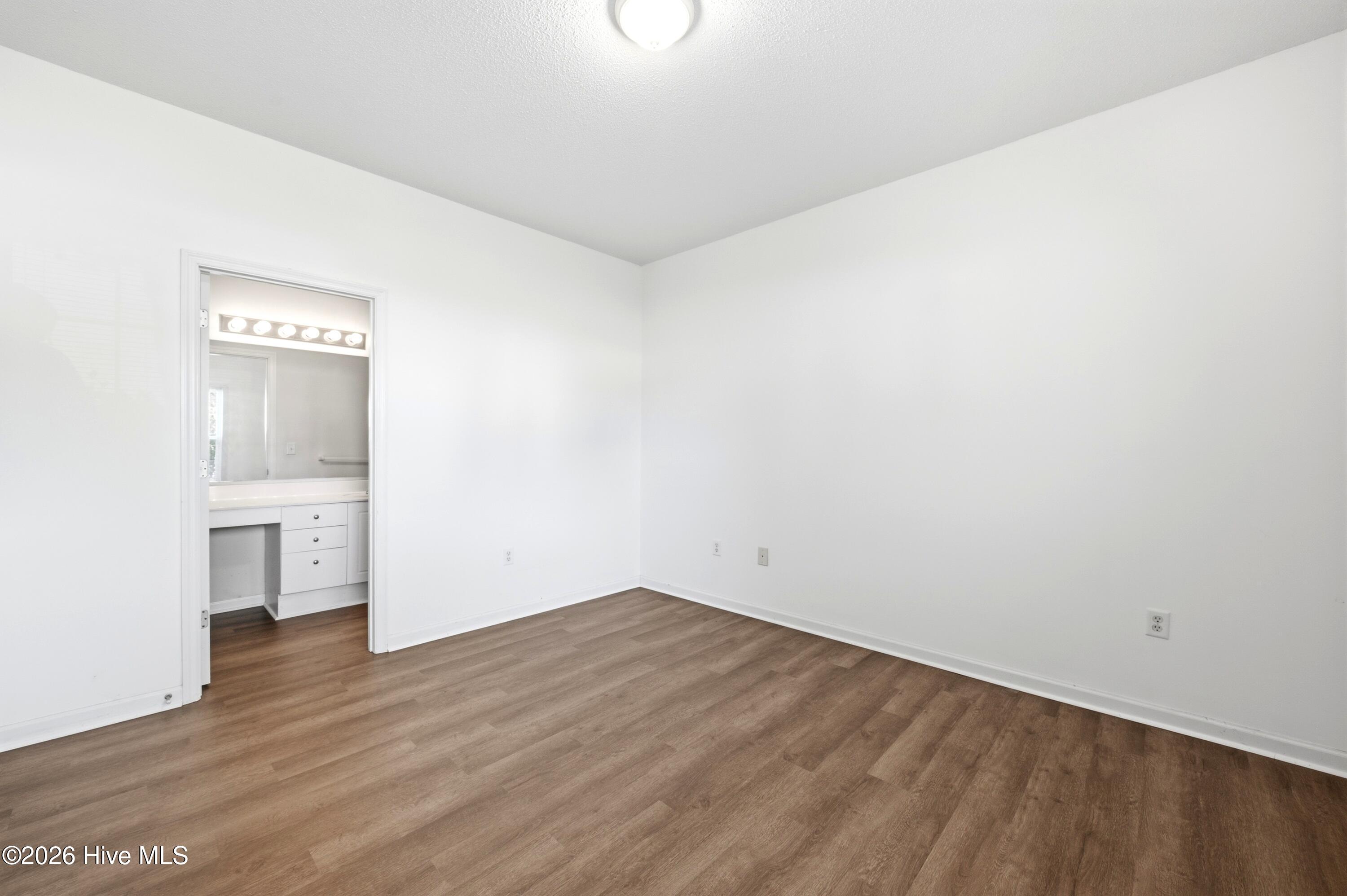 100 Willowbend Drive Property Photo 16