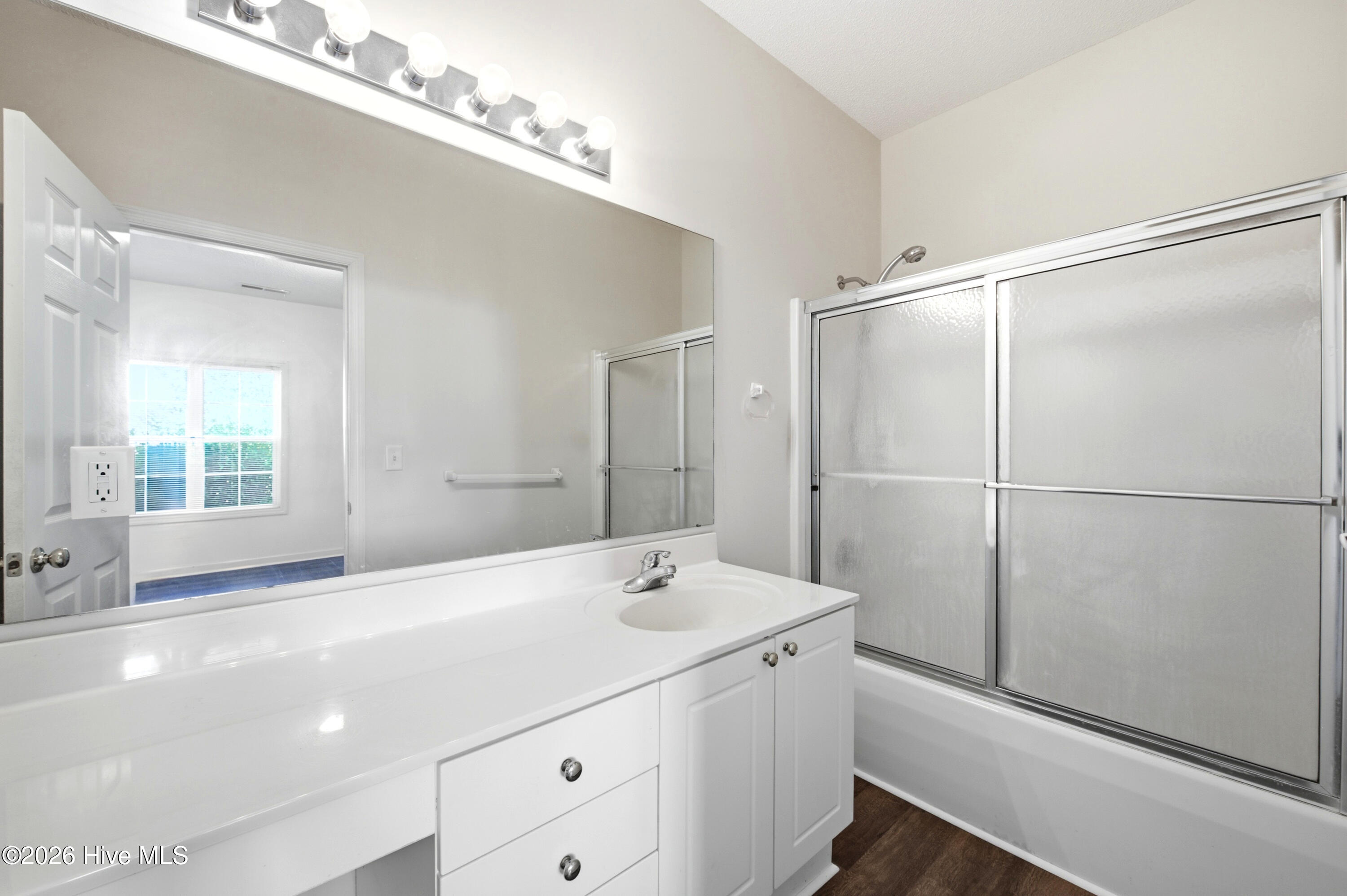 100 Willowbend Drive Property Photo 17