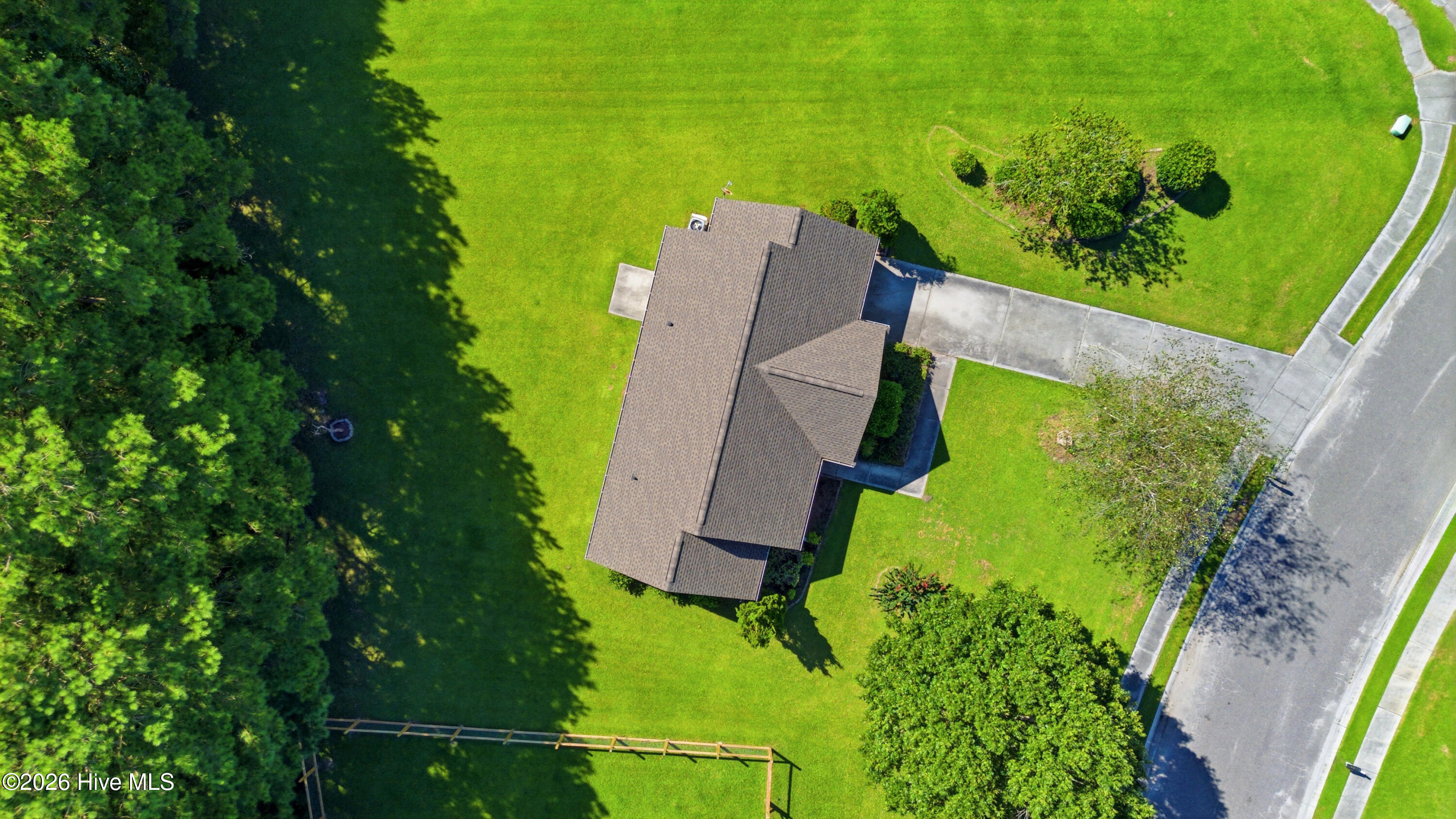 100 Willowbend Drive Property Photo 28